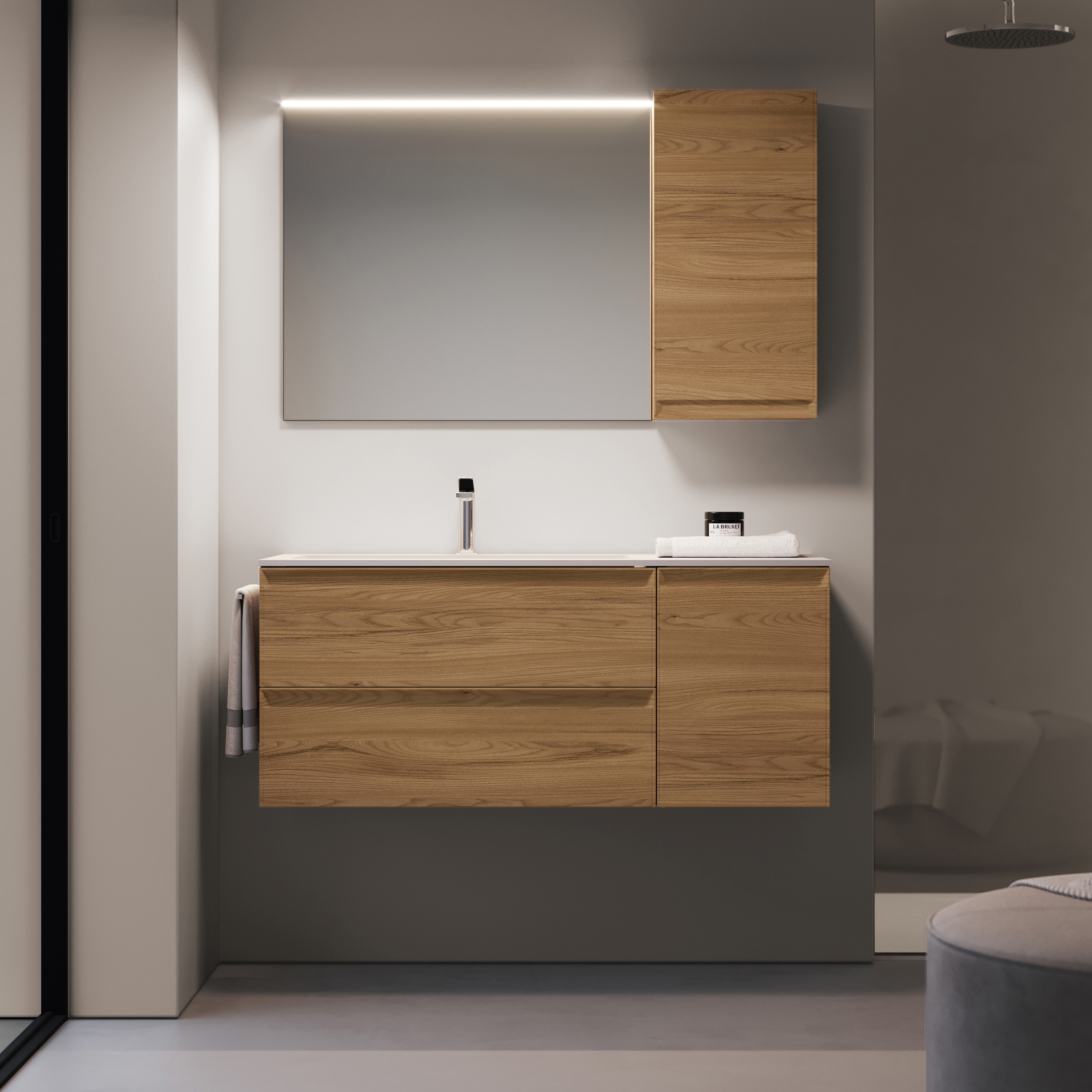 SPACE-SAVING BATHROOM FURNITURE