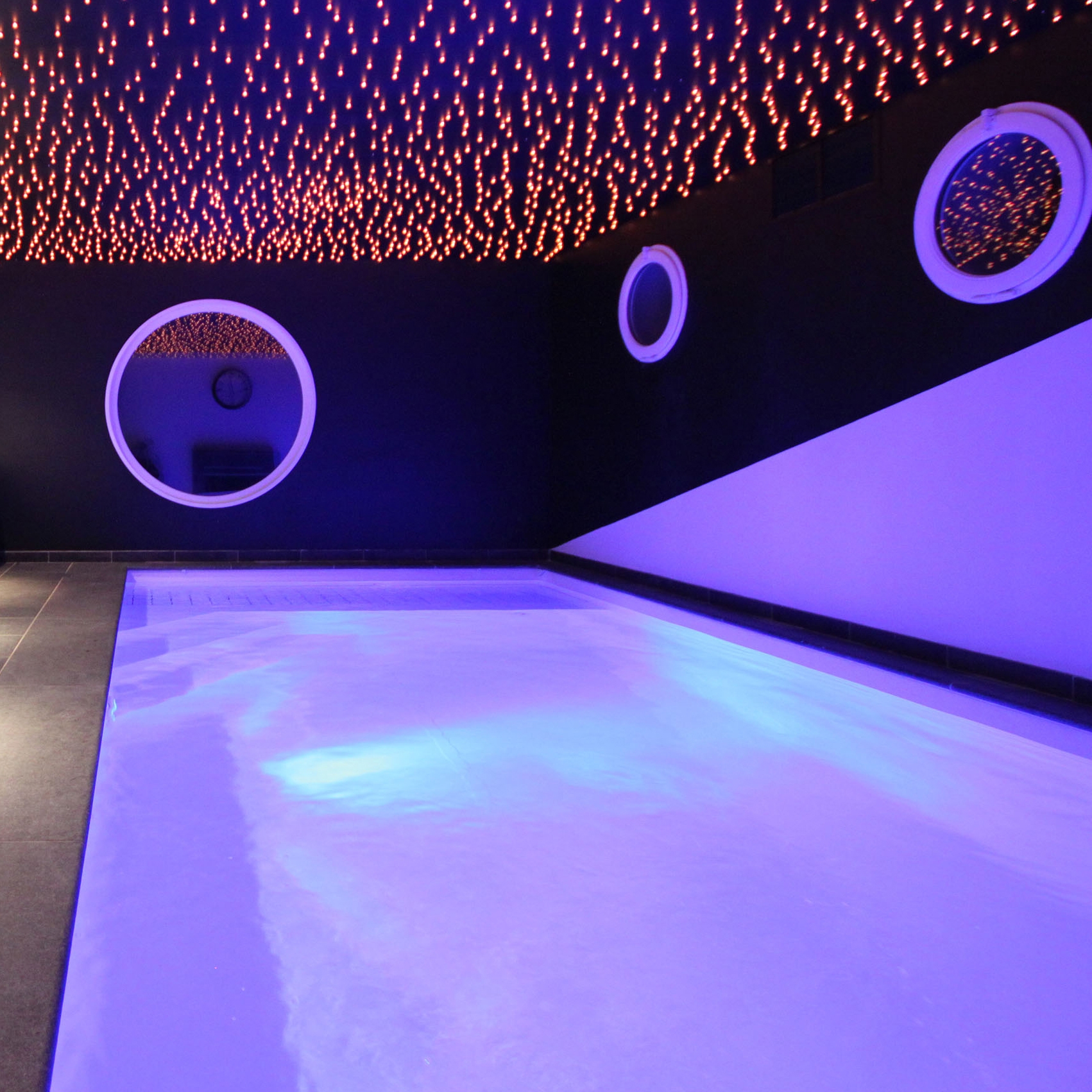 Produkt Interior pool des Herstellers Piscines Carré Bleu anzeigen