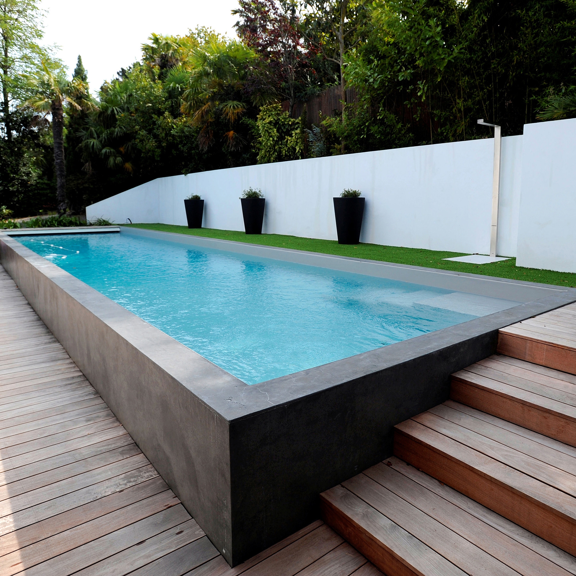 Produkt Half burried pool des Herstellers Piscines Carré Bleu anzeigen