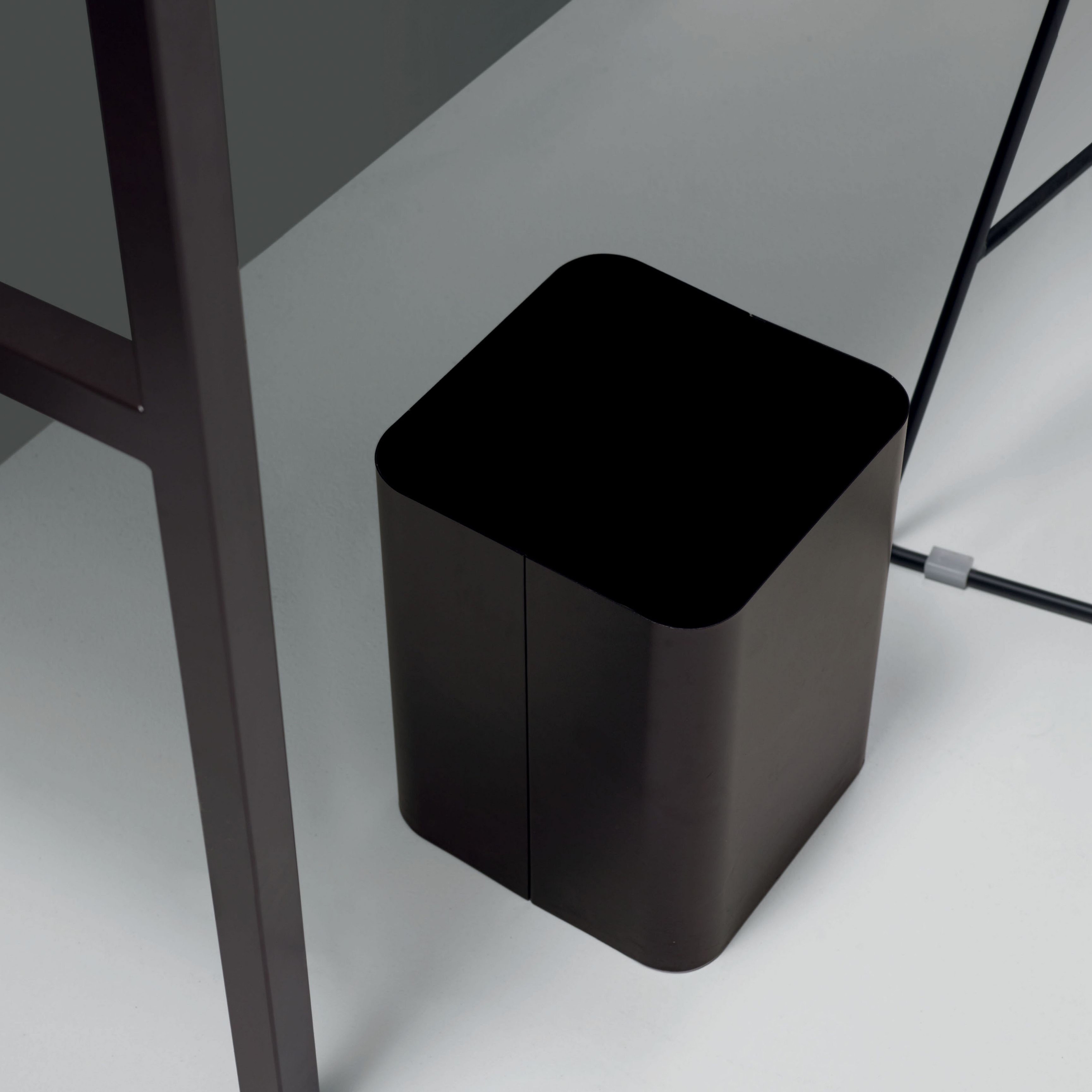 Display product Paper basket from manufacturer Quinti Sedute