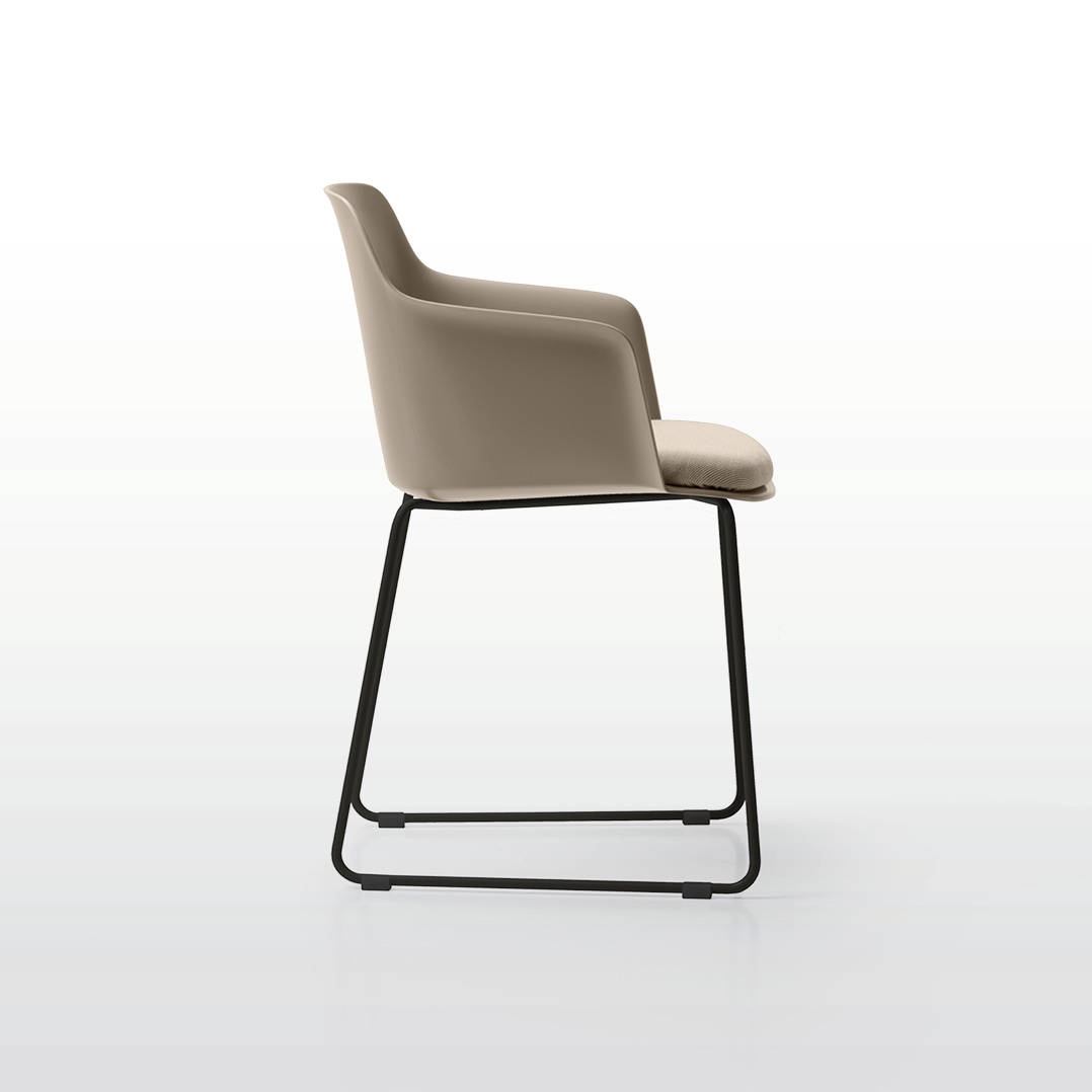 Display product Deep Plastic from manufacturer Quinti Sedute