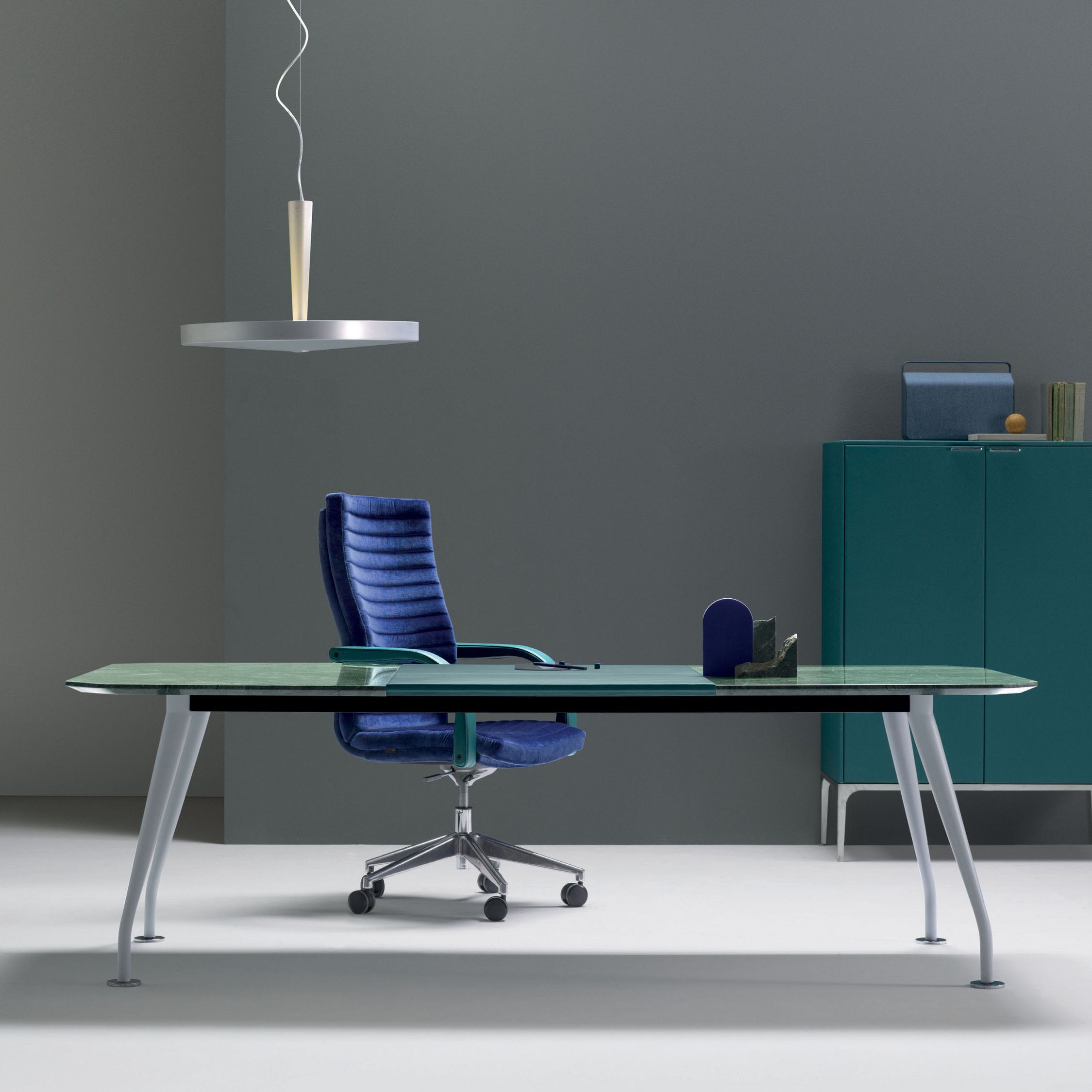 Display product Infinity from manufacturer Quinti Sedute