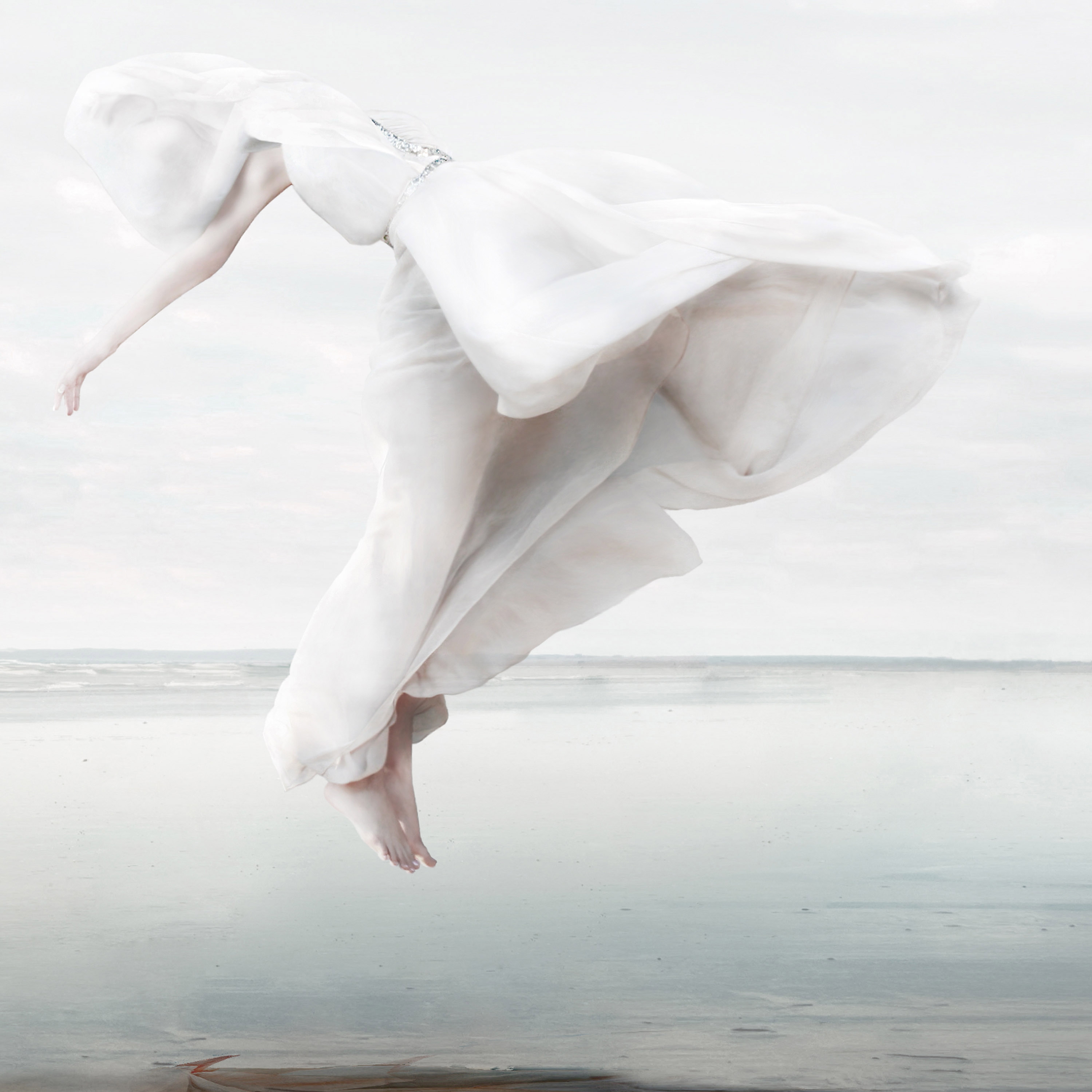Display product The White Sky from manufacturer Inkiostro Bianco