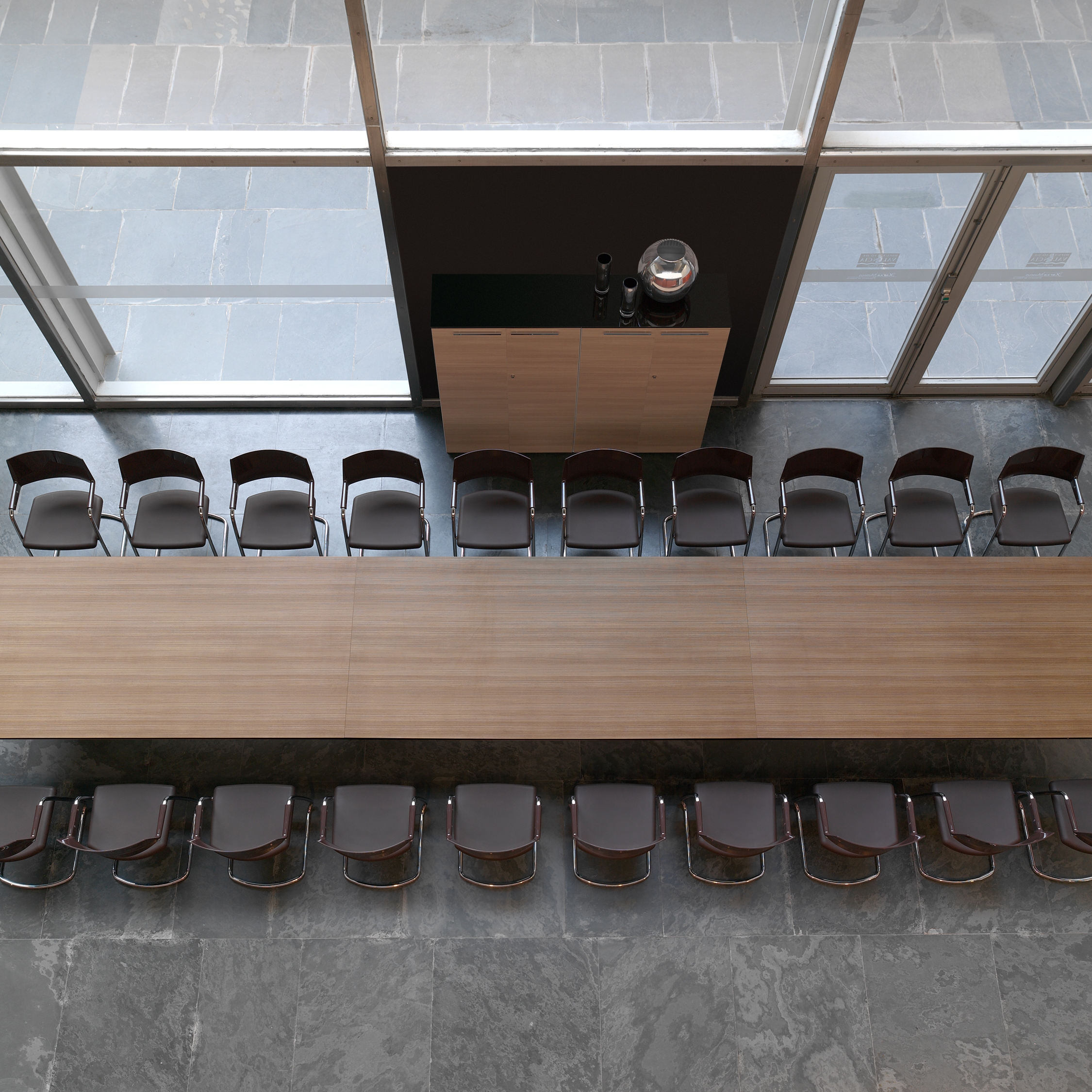 Afficher le produit Urbana teak natural marron juntas du fabricant Ofifran