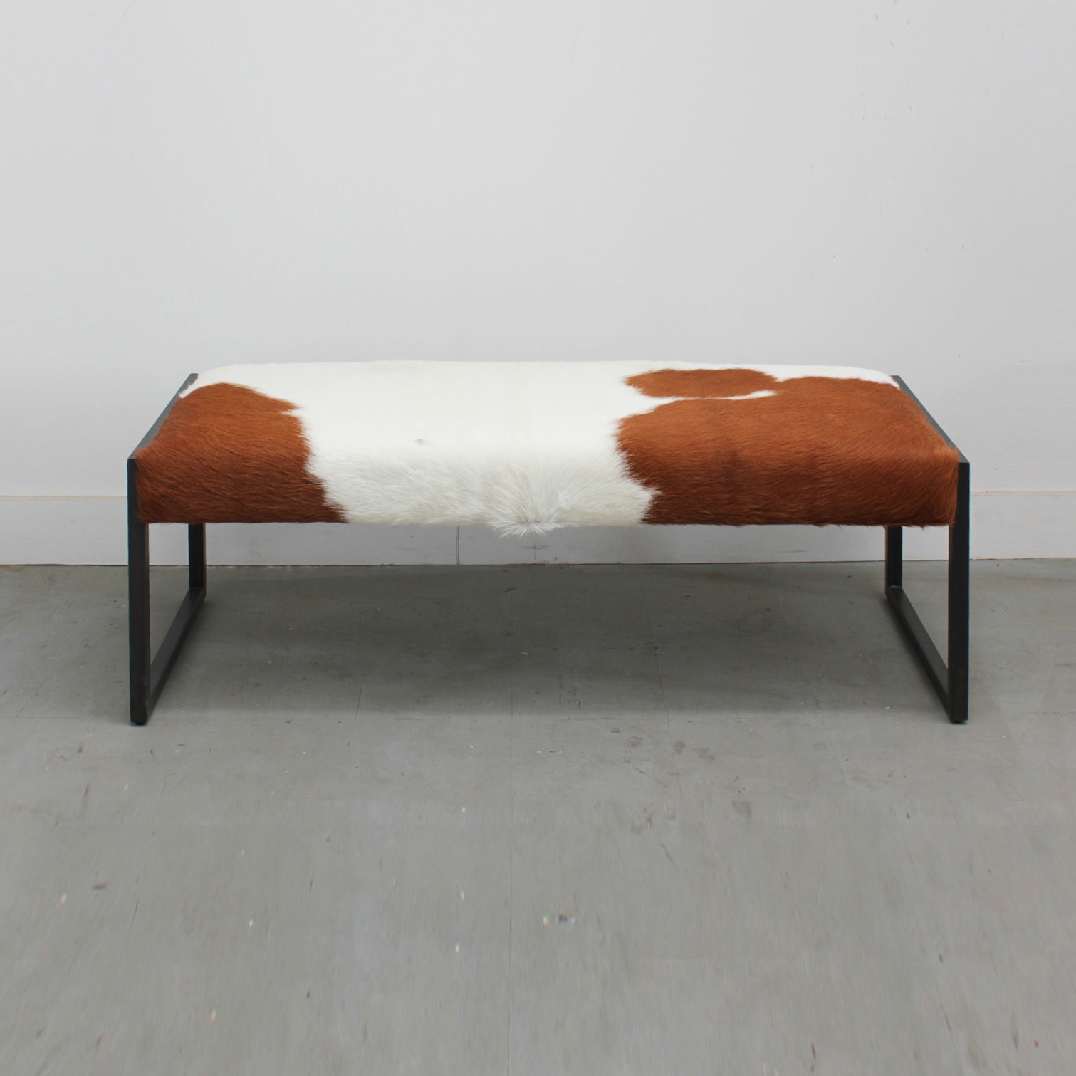 Mostra il prodotto Moo Bench del produttore Uhuru Design