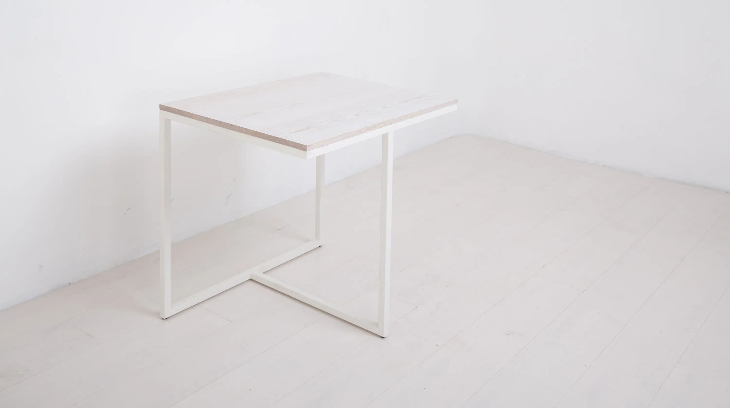 Uhuru Design - Essentials Cafe Table
