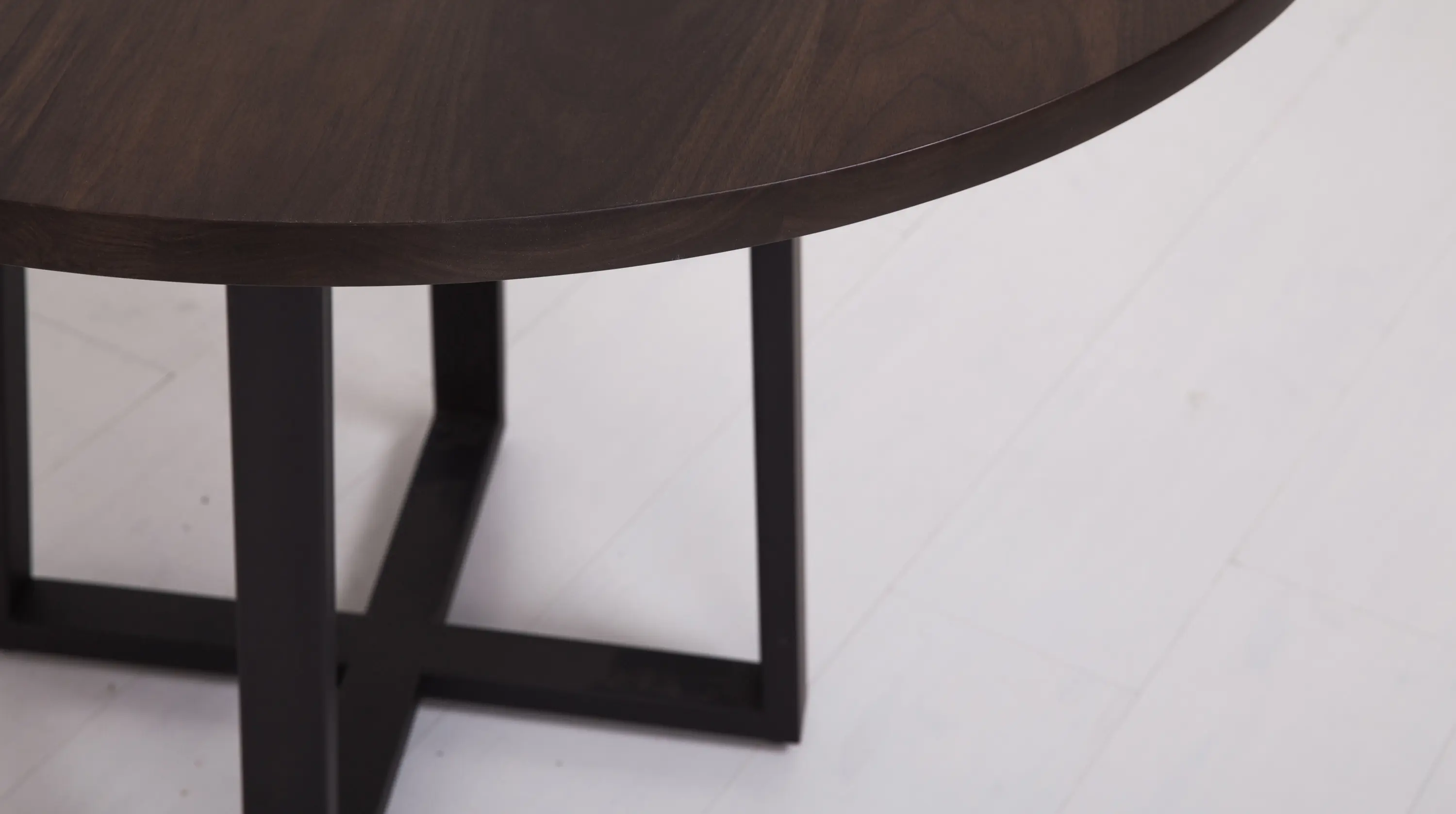 Uhuru Design - Essentials Round Dining Table