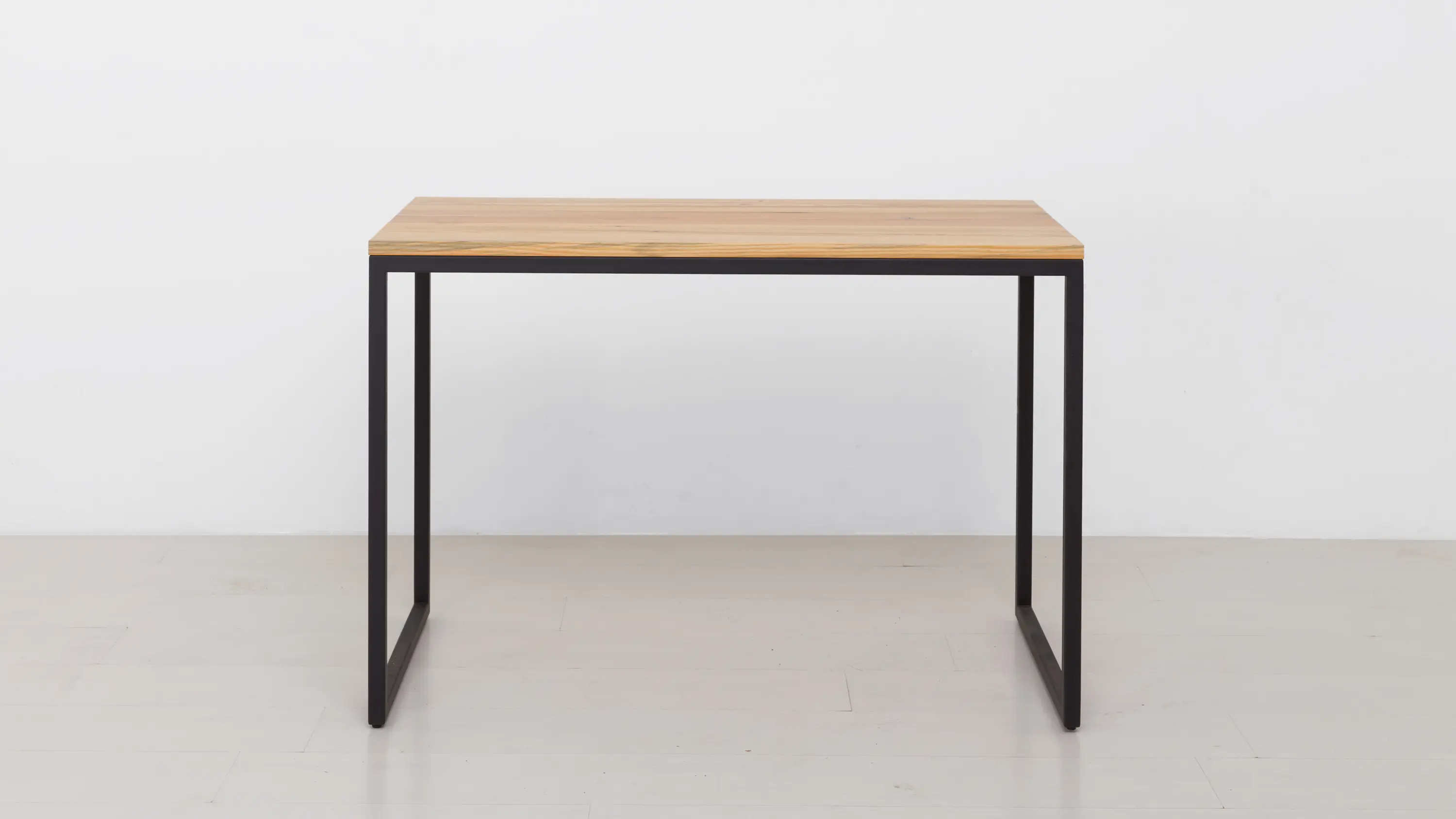 Uhuru Design - Essentials Desk