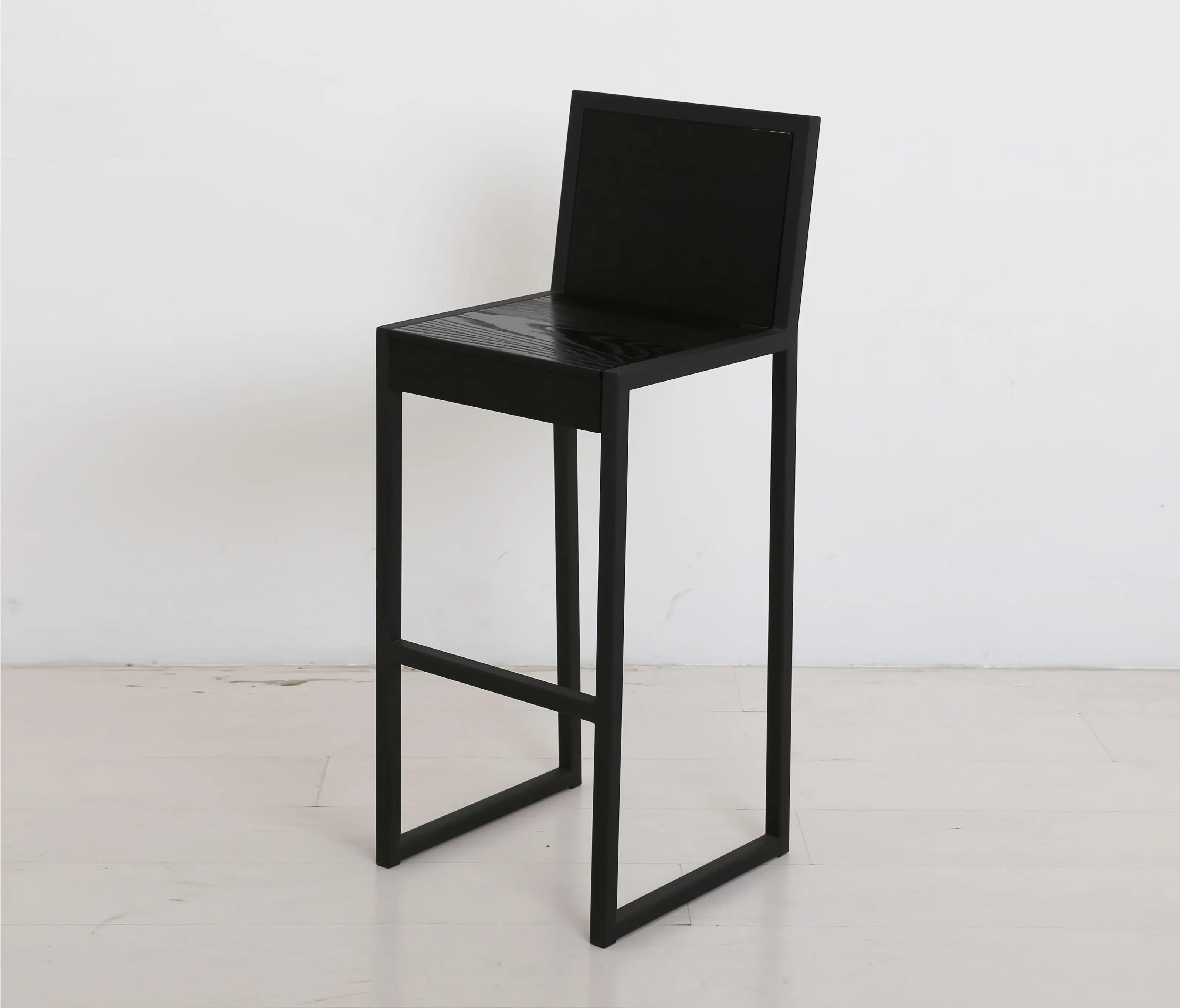 Uhuru Design - Hulihee Barstool