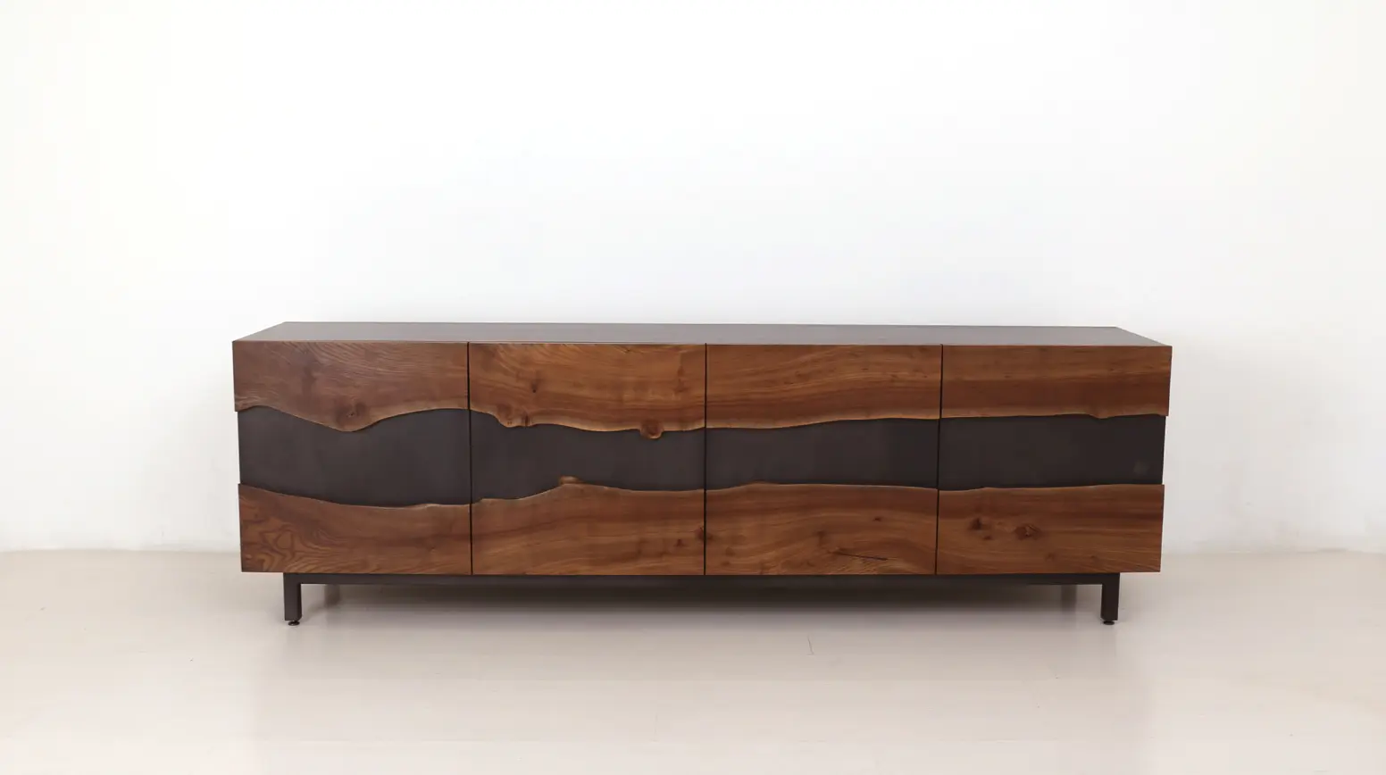Uhuru Design - Summit Media Unit