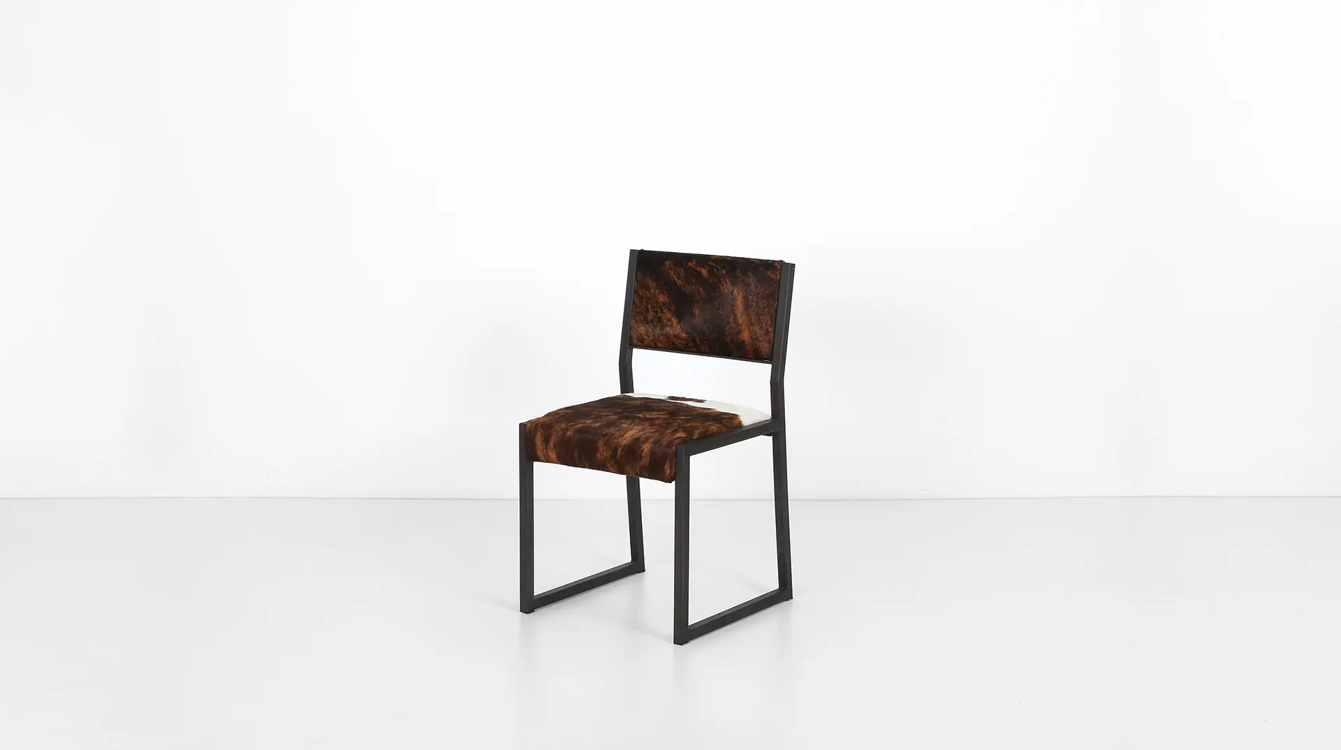 Uhuru Design - Moo Chair
