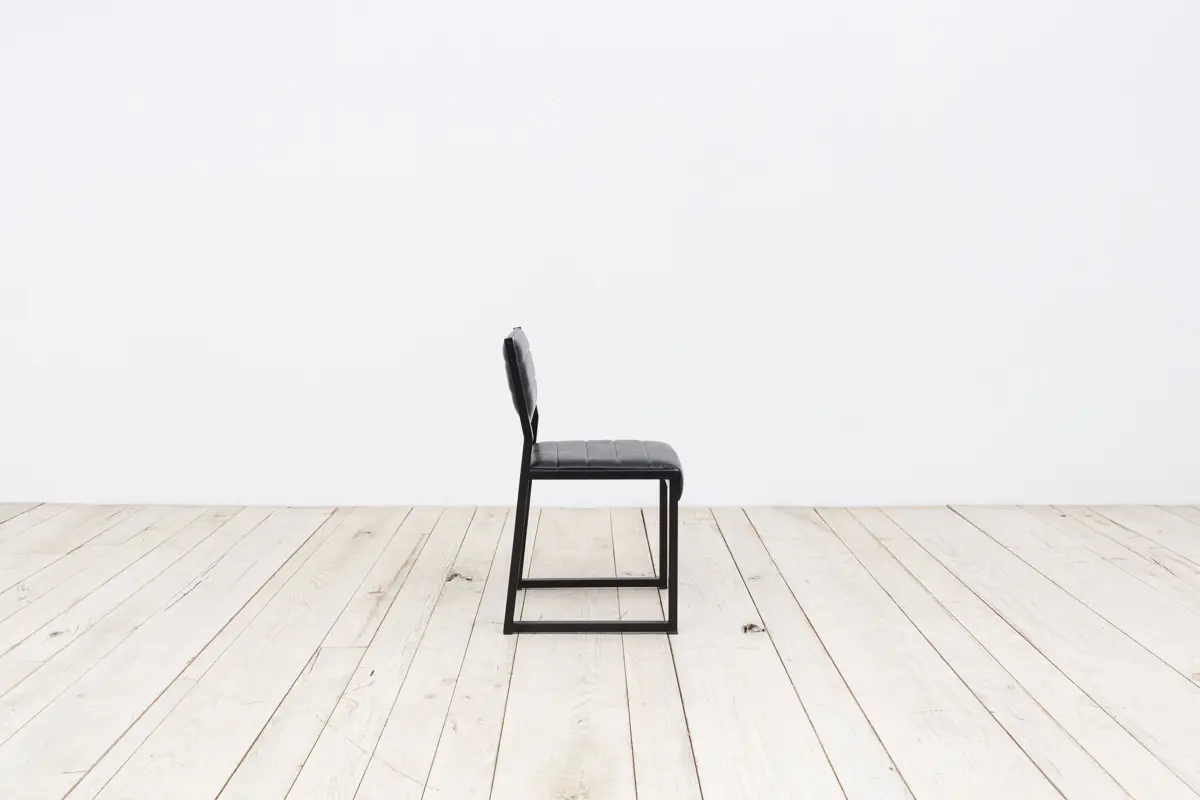 Uhuru Design - Moo Chair