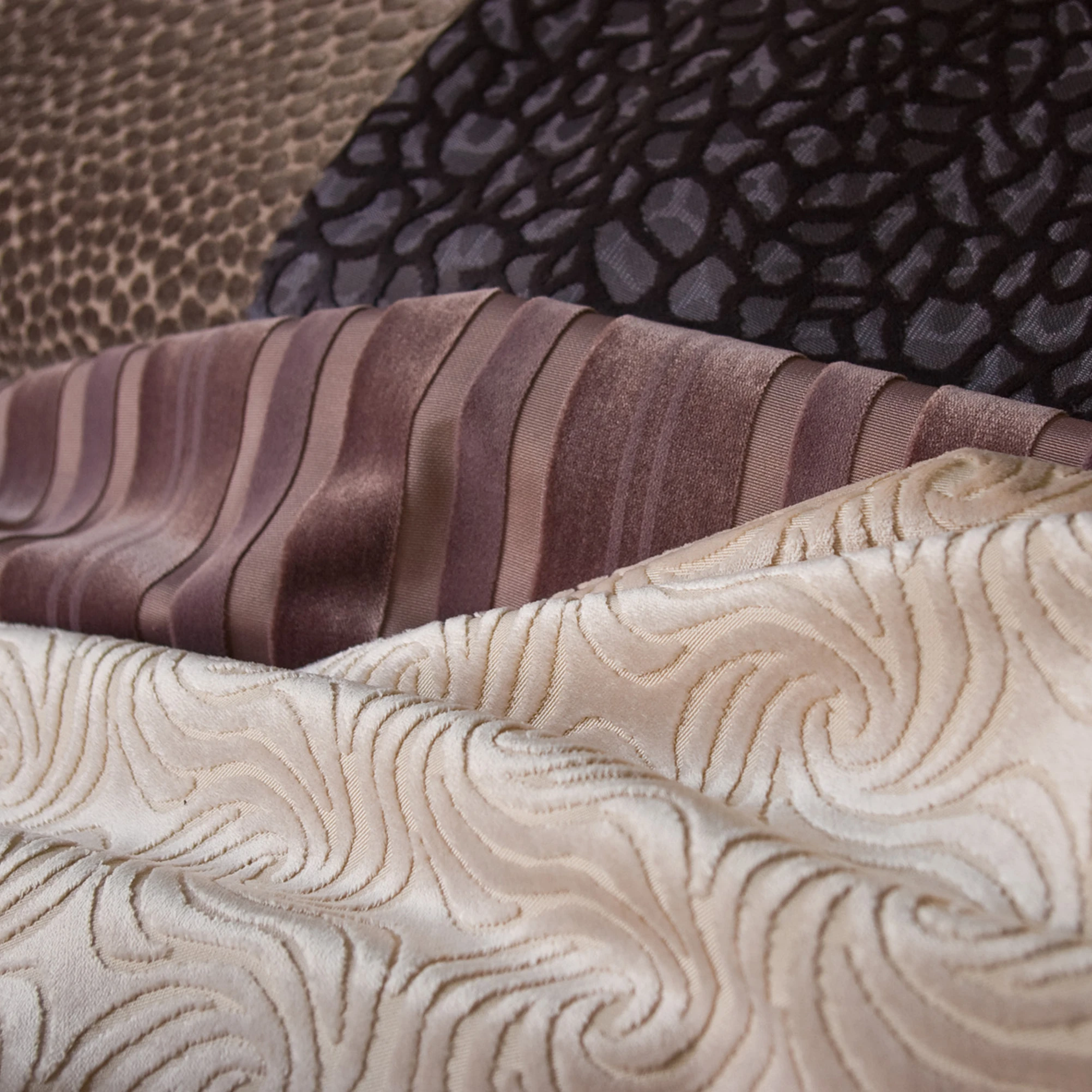 NEW VELVETS