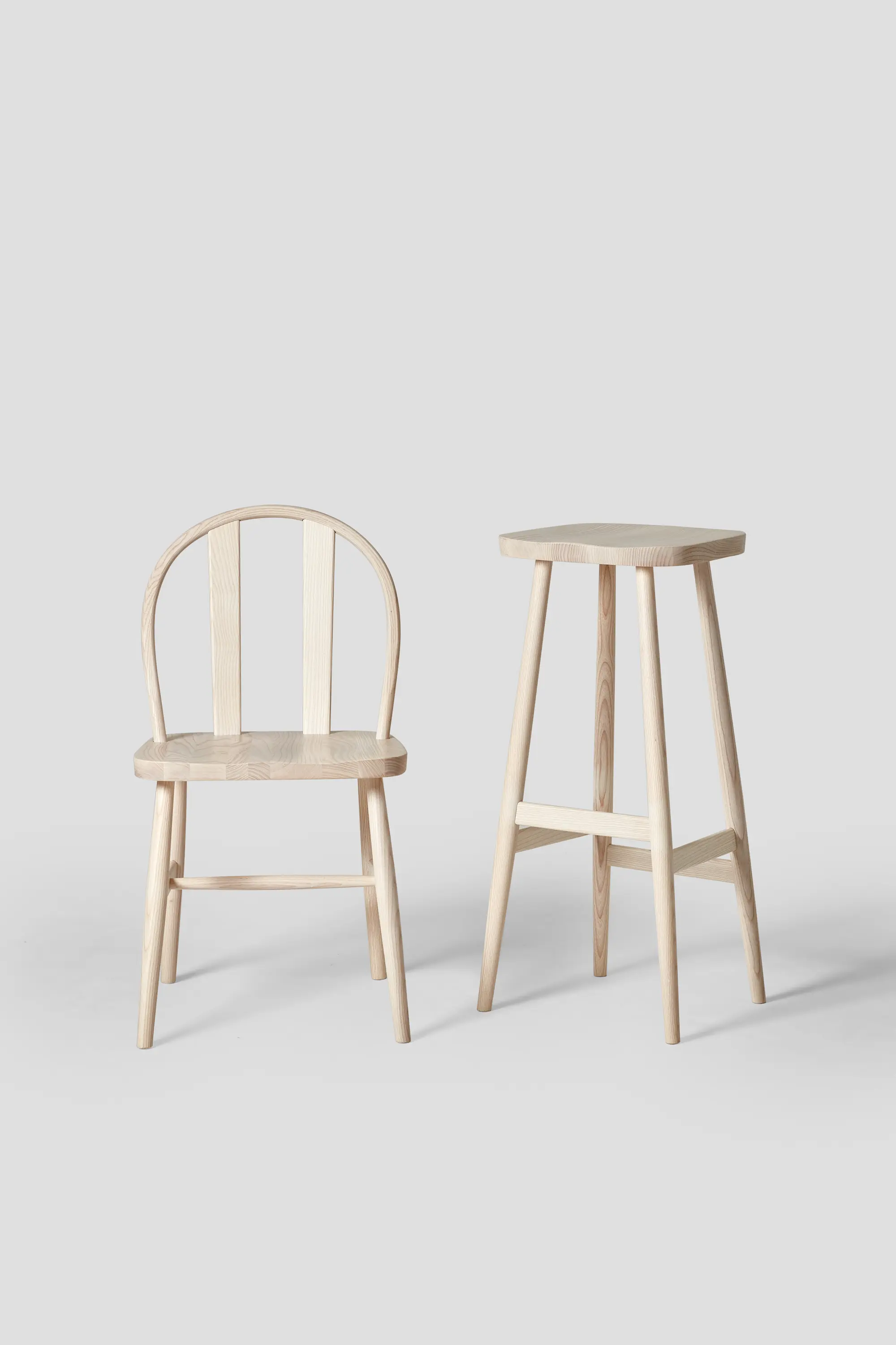 VG&P - Bird Stool