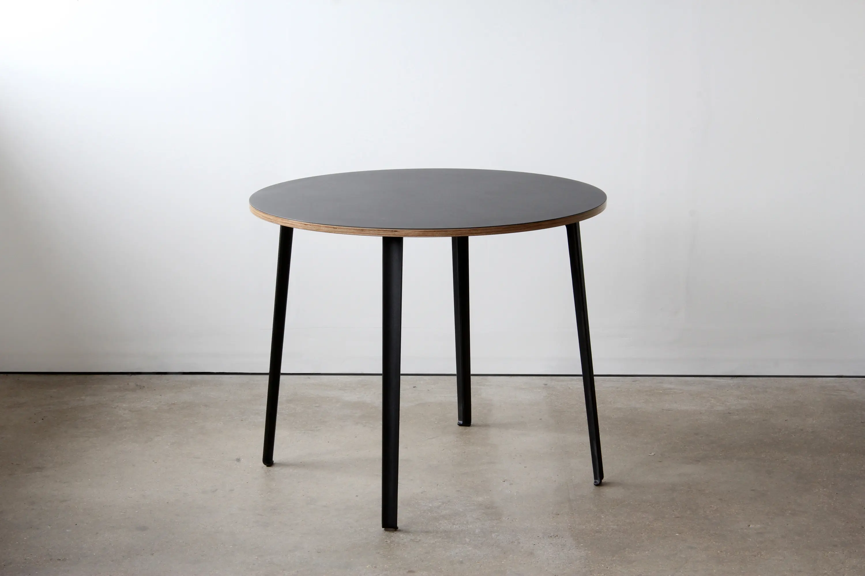 VG&P - Canteen Table Lino