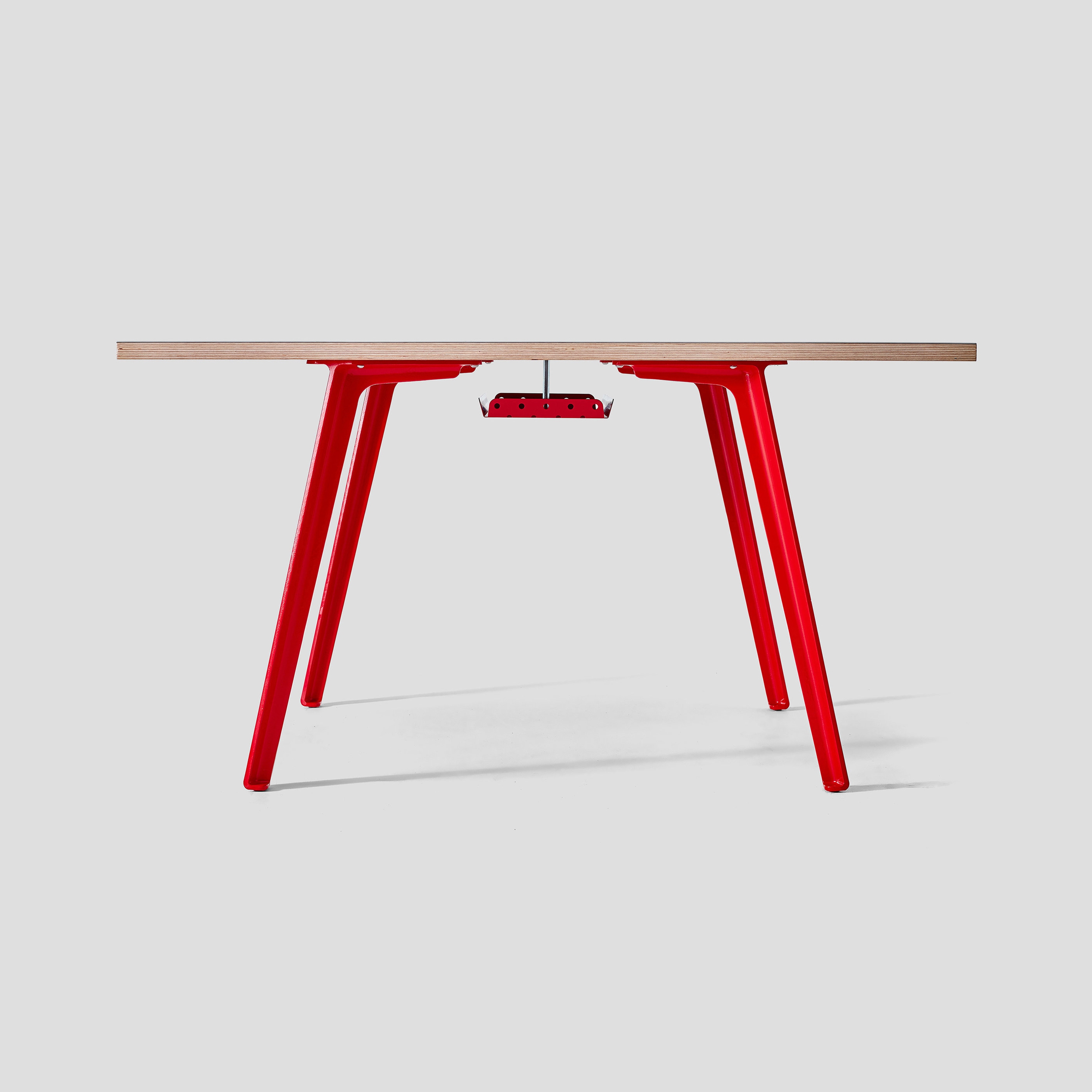 Mostrar el producto XL Modular Desk del fabricante VG&P