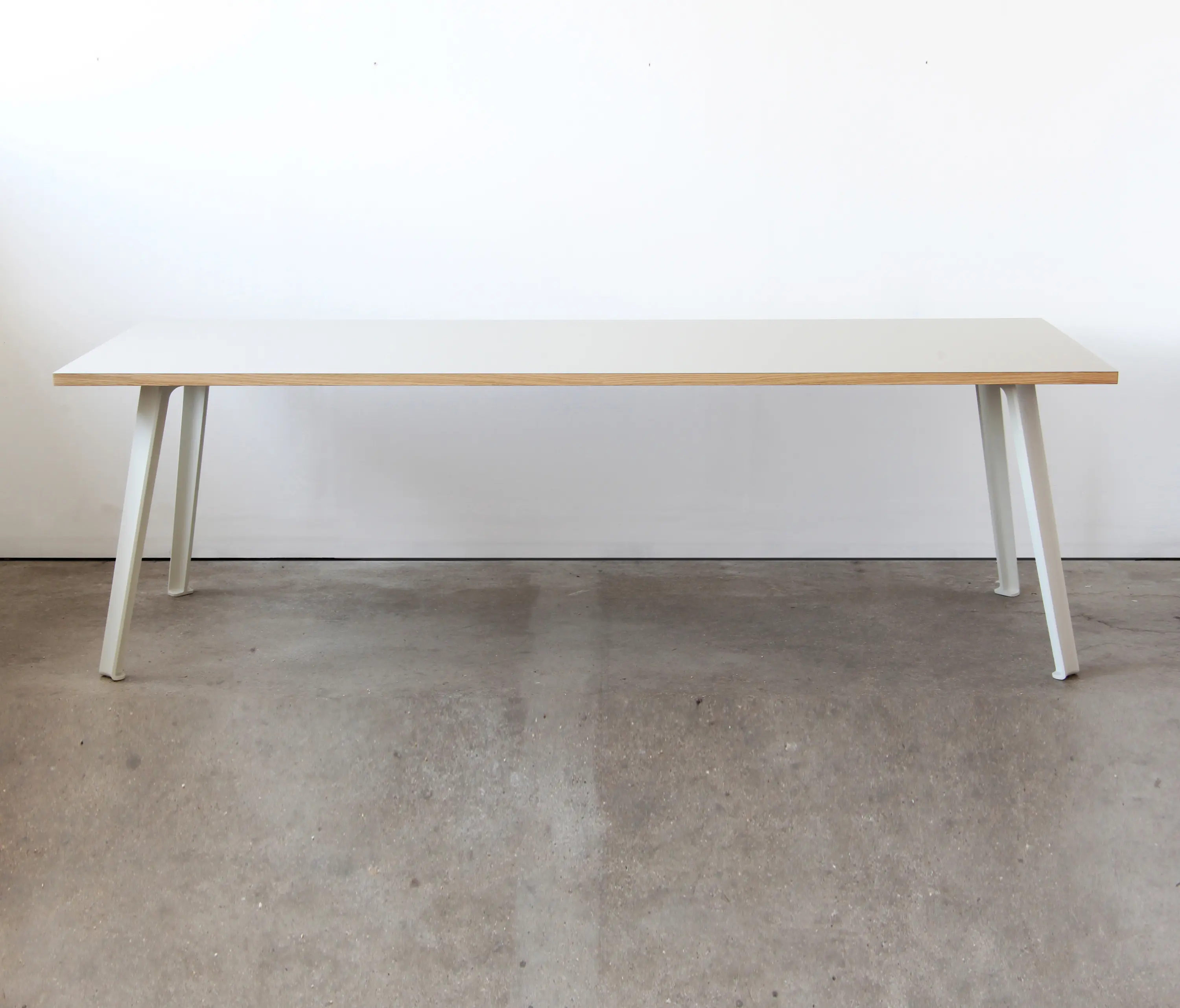 VG&P - XL Table