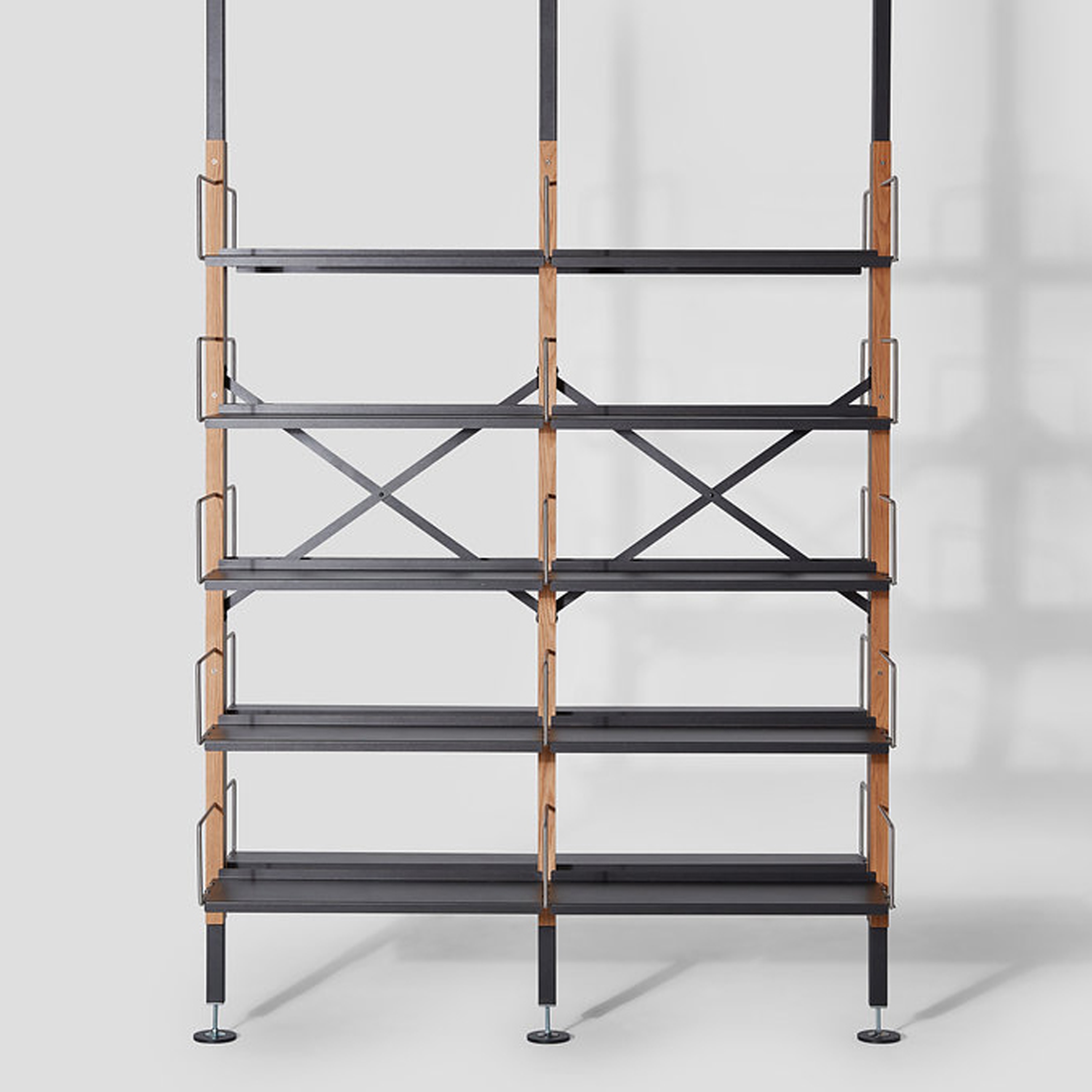 Display product Croquet Shelving Compression from manufacturer VG&P
