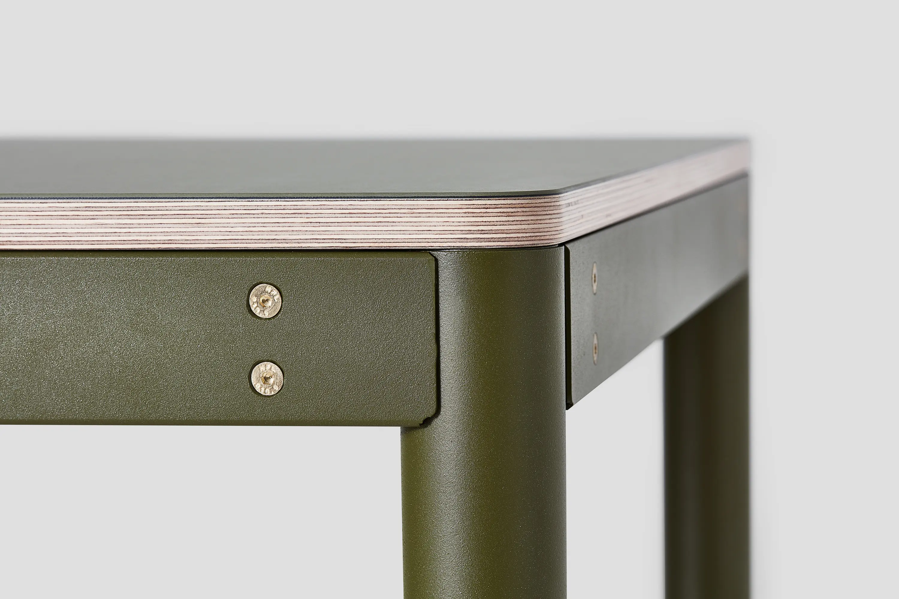 VG&P - Metal Dowel Table Poseur Height Lino