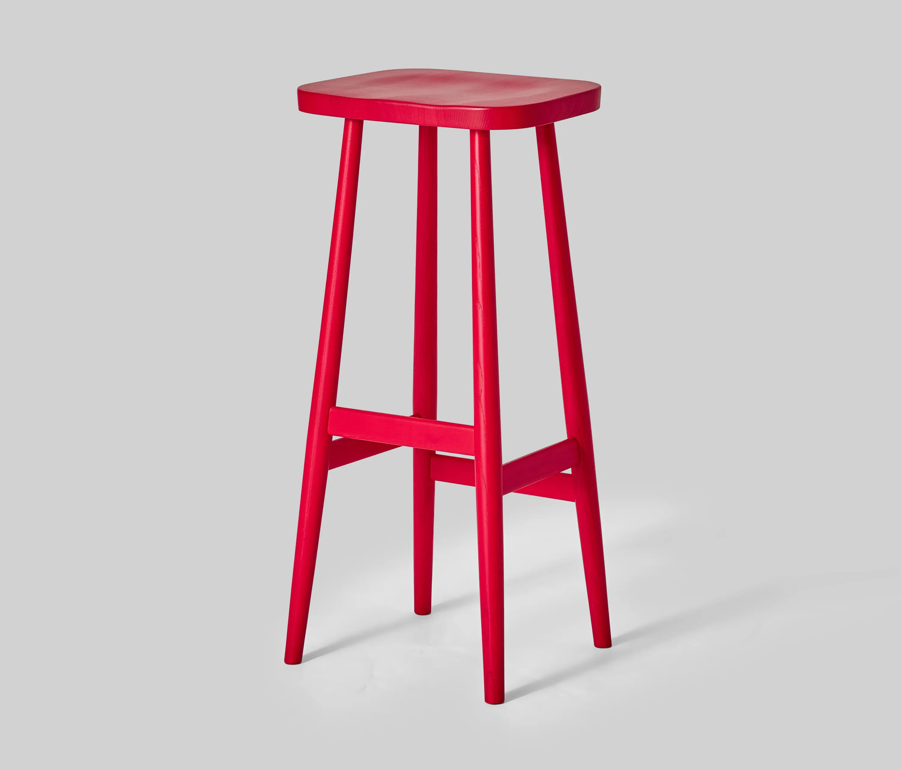 VG&P - Bird Stool