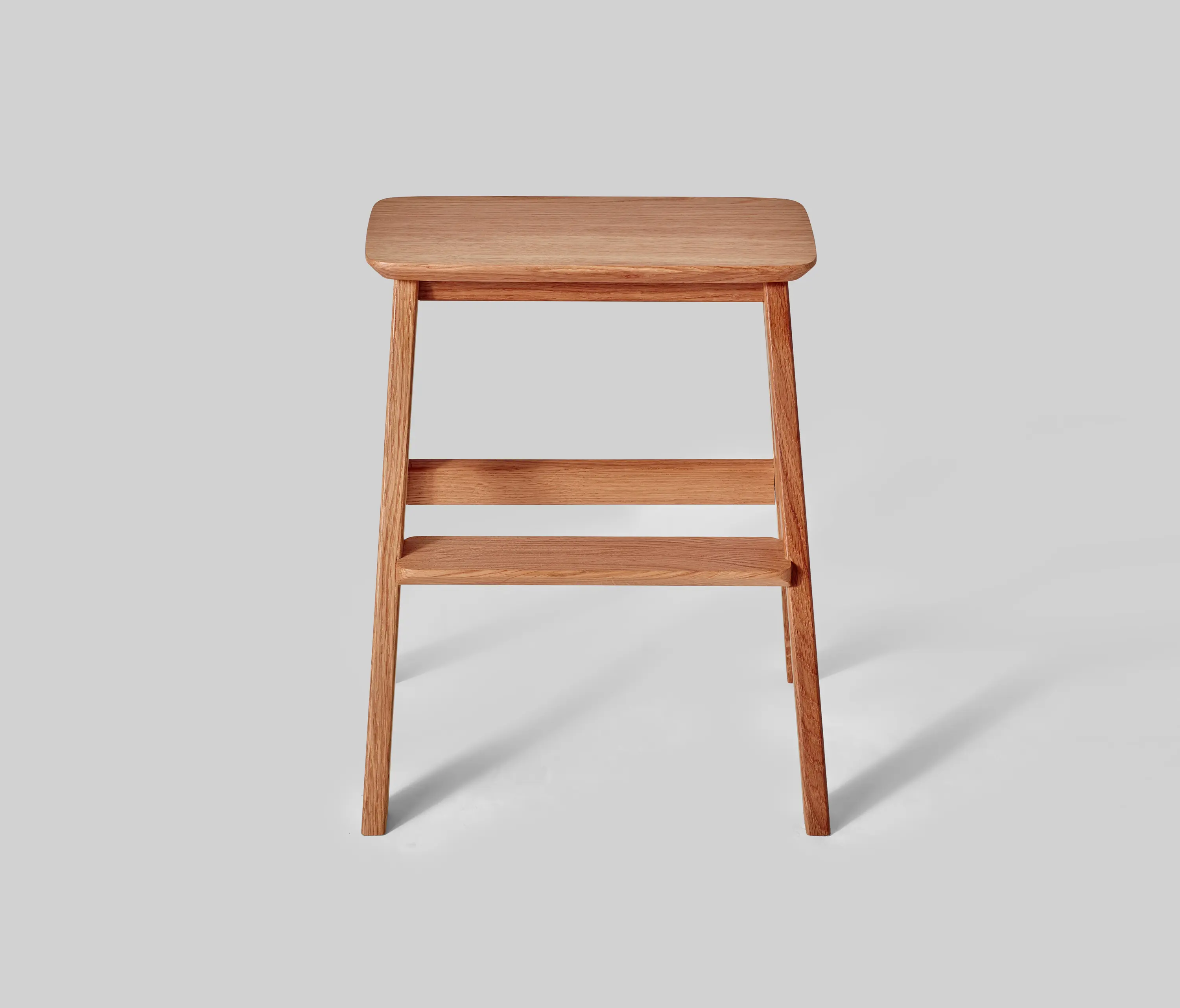 VG&P - SO/HO Kitchen Stool