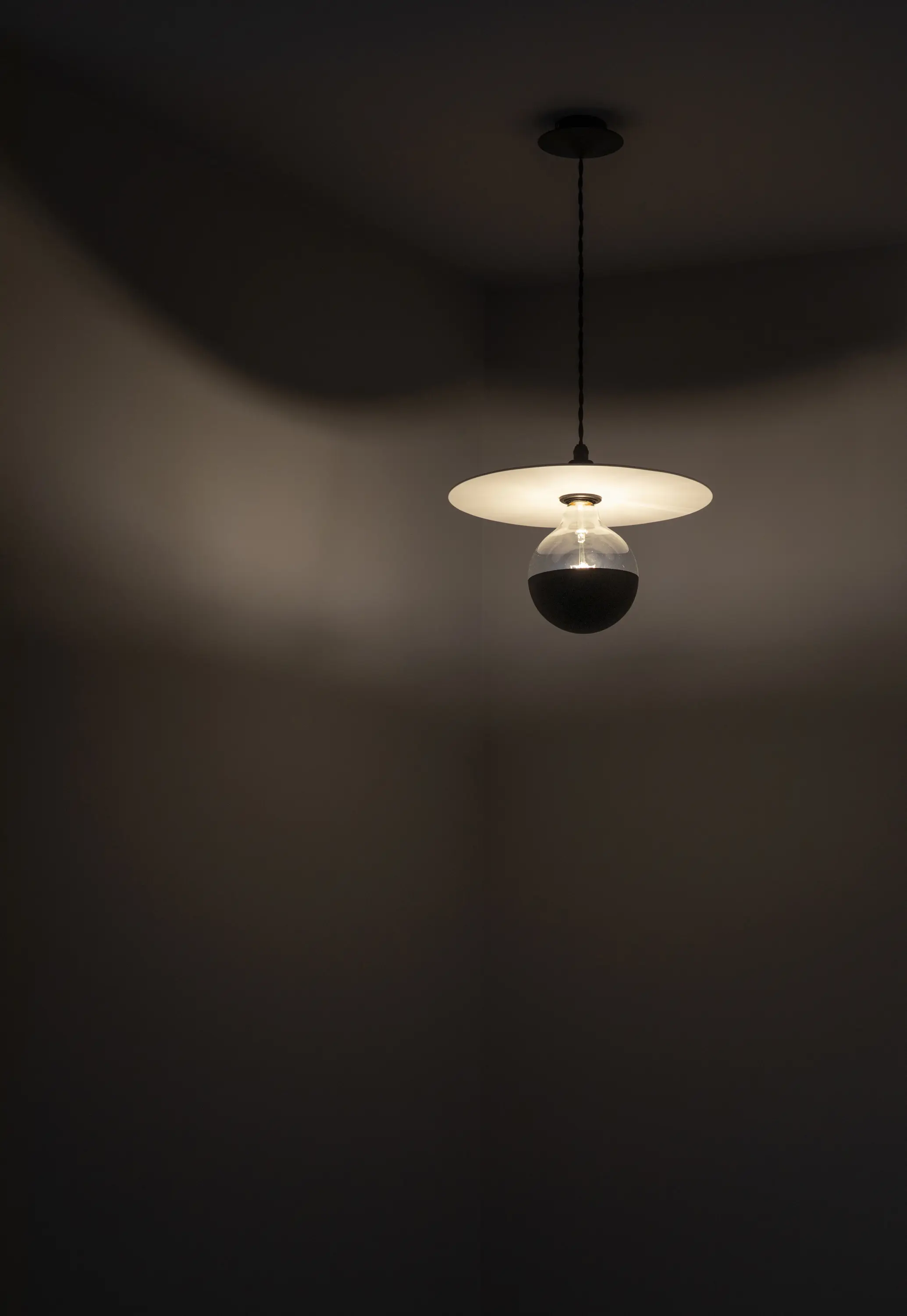 Serax - Ann Demeulemeester Olga 2 Wall Lamp