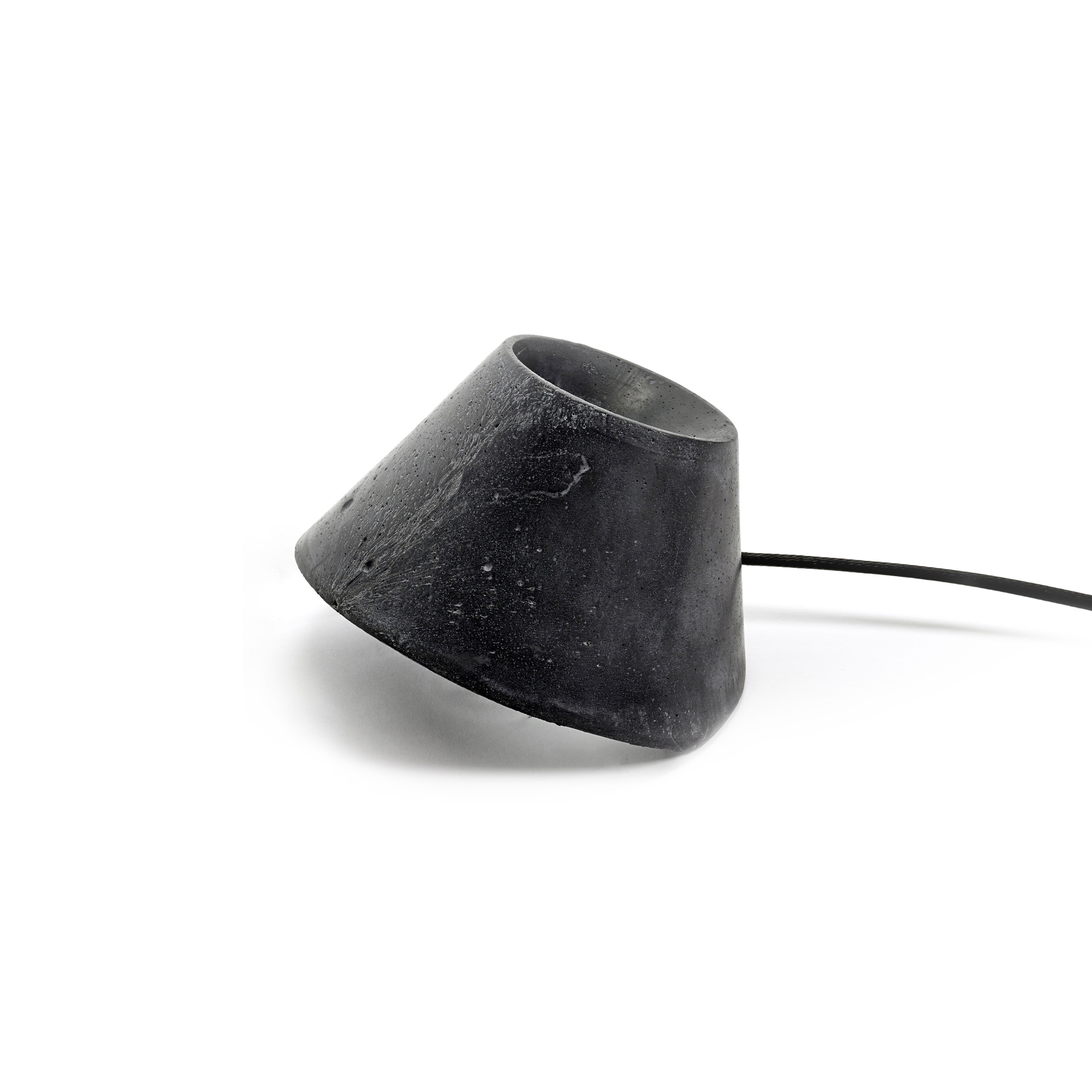 Display product Eaunophe Lamp Indoor M Black from manufacturer Serax