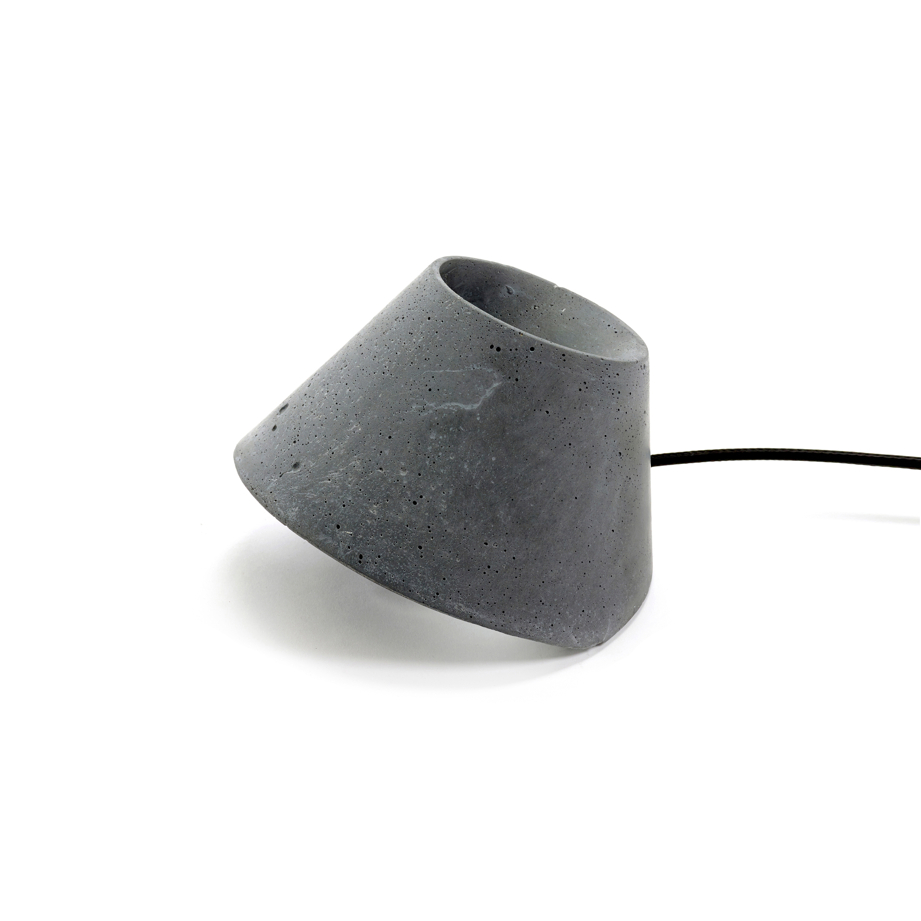 Display product Eaunophe Lamp Outdoor M Grey from manufacturer Serax