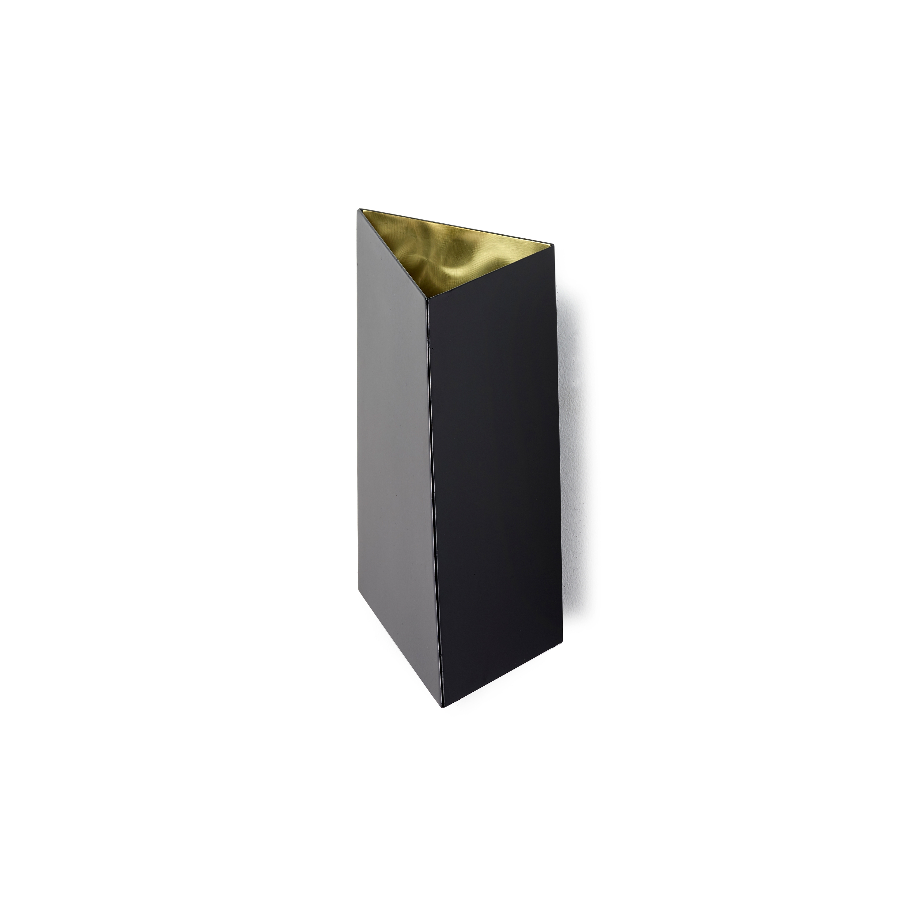 Essentials Wall Lamp Black Brass