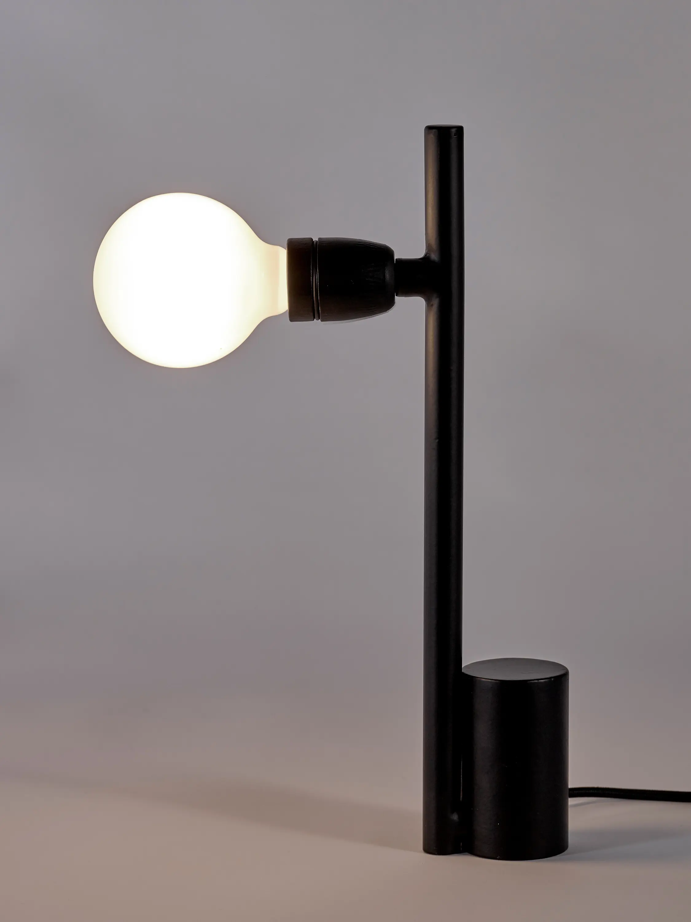 Serax - Essentials Table Lamp Black