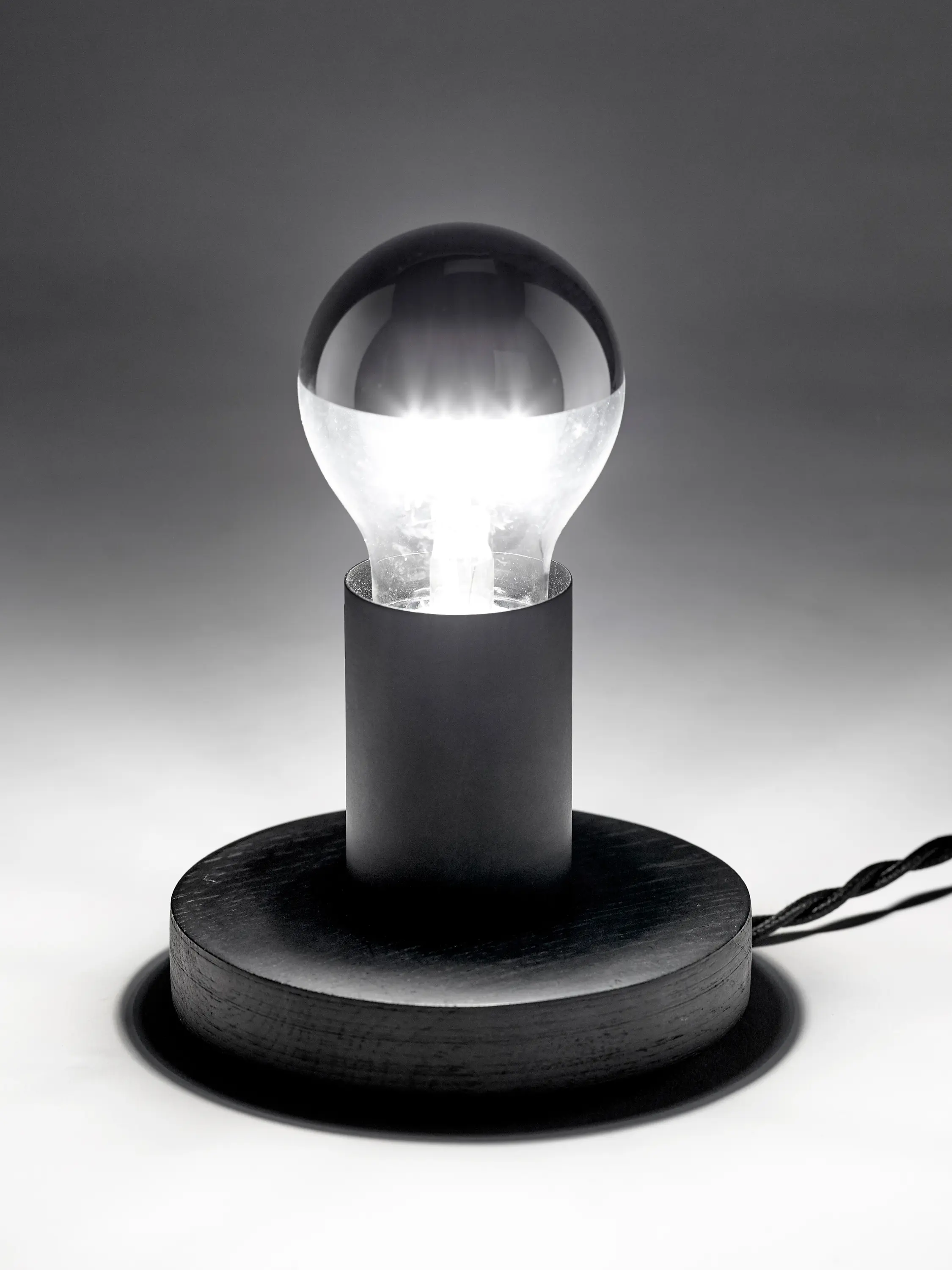 Serax - Essentials Table Lamp Black