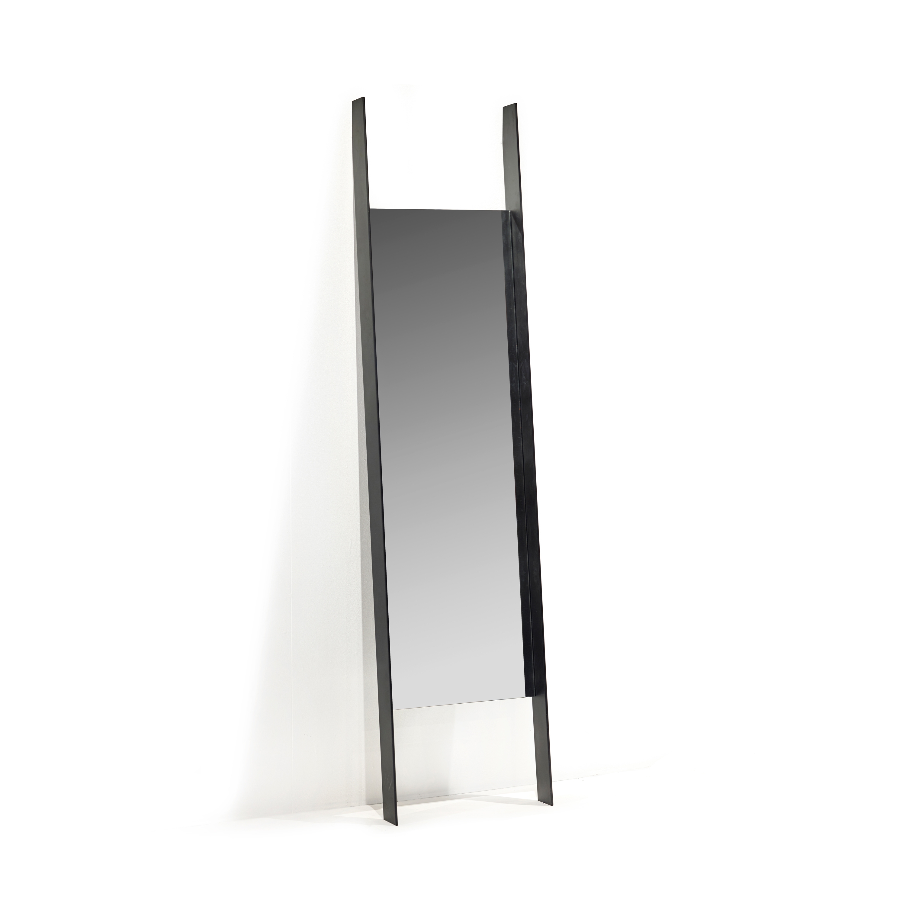 Afficher le produit Interior Design by Bea Mombaers Mirror 1 Black du fabricant Serax