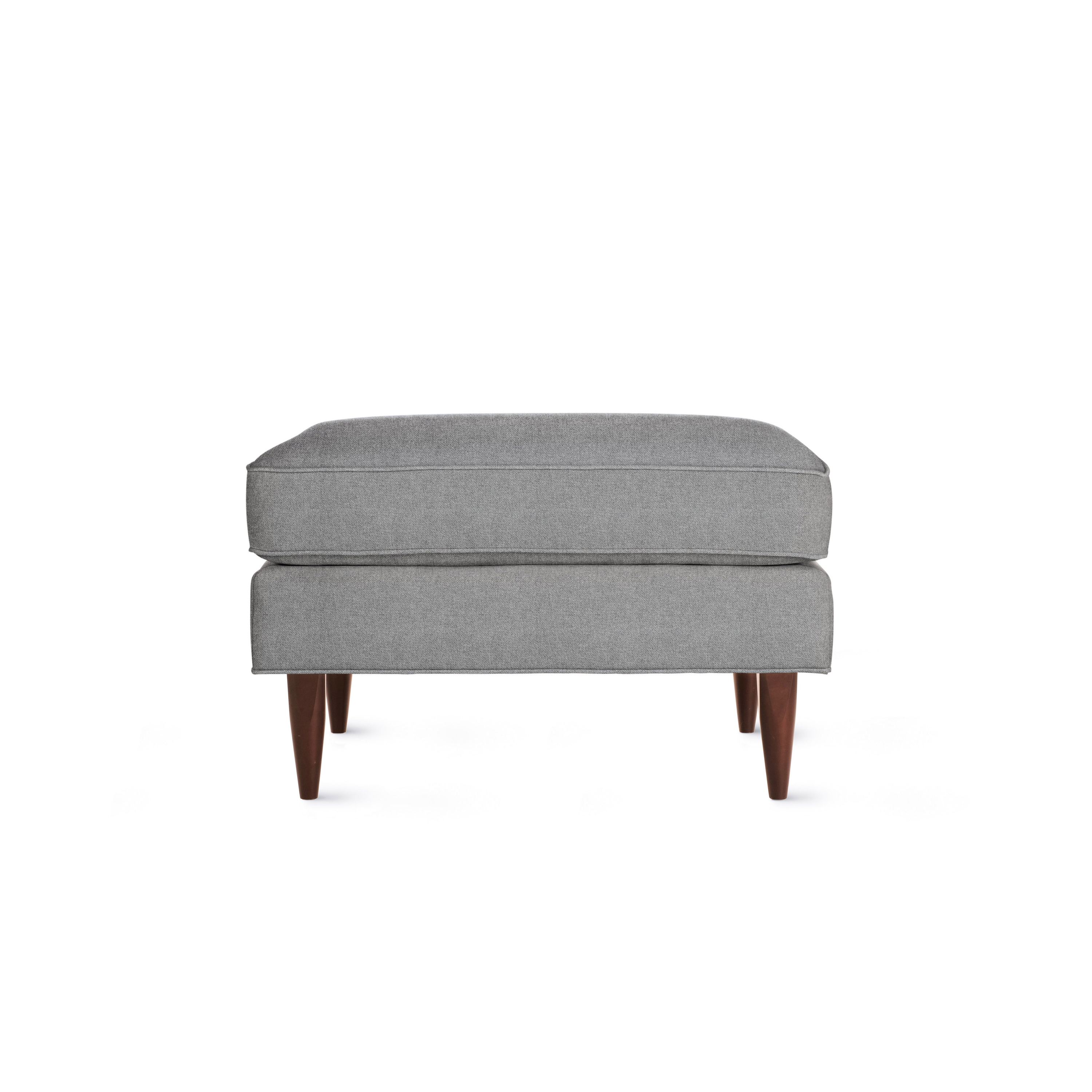 Mostrar el producto Bantam Chair Ottoman in Fabric del fabricante Design Within Reach