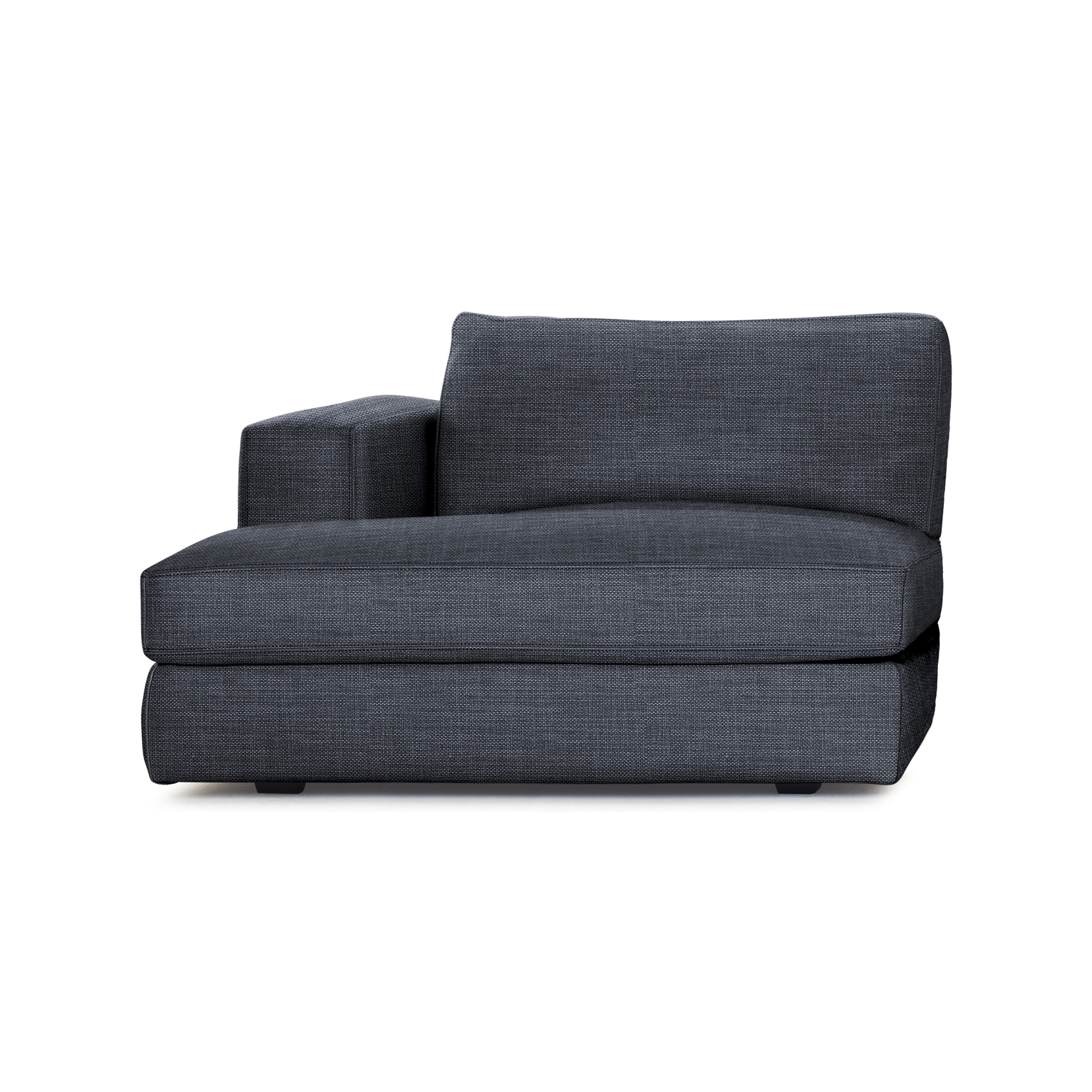 Mostra il prodotto Reid Chaise Left in Fabric del produttore Design Within Reach