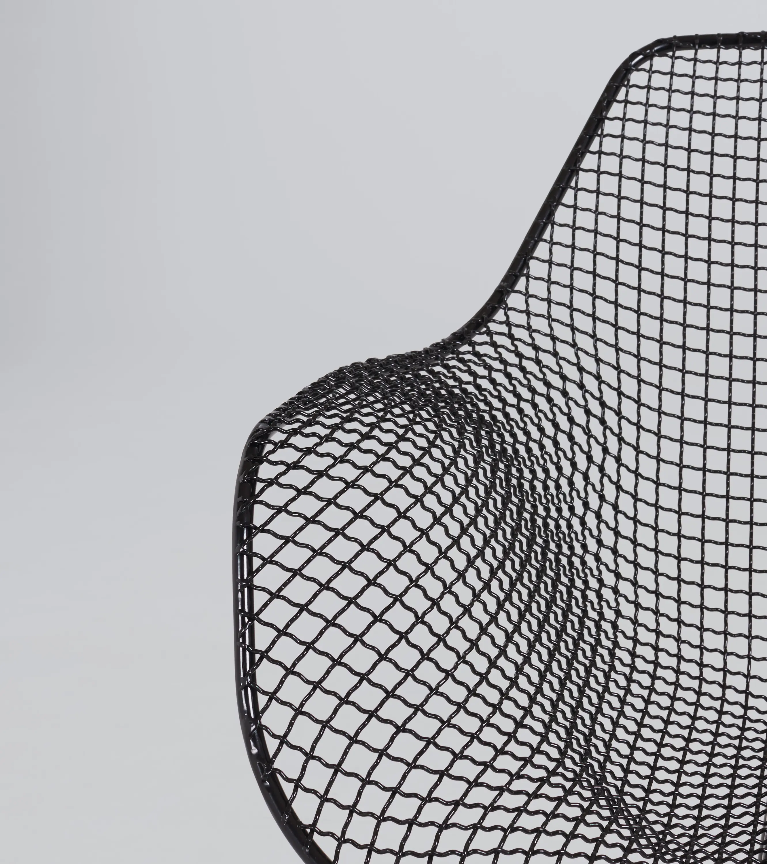 Design Within Reach - Sculptura Bench