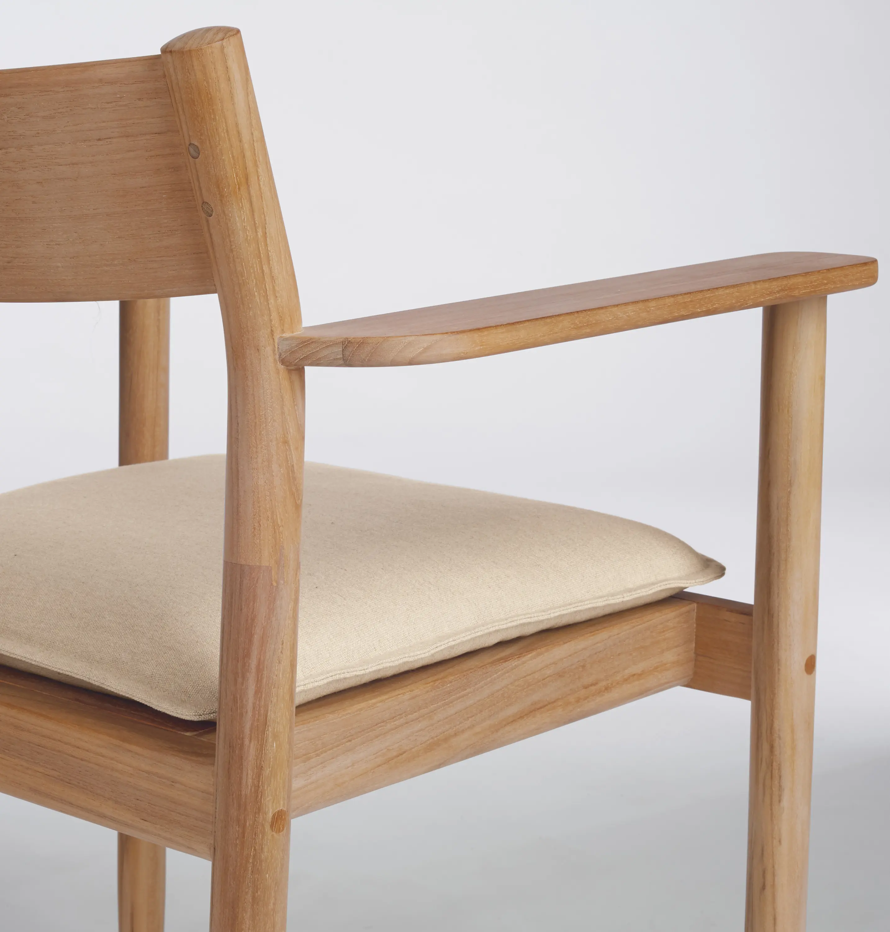 Design Within Reach - Terassi Armchair