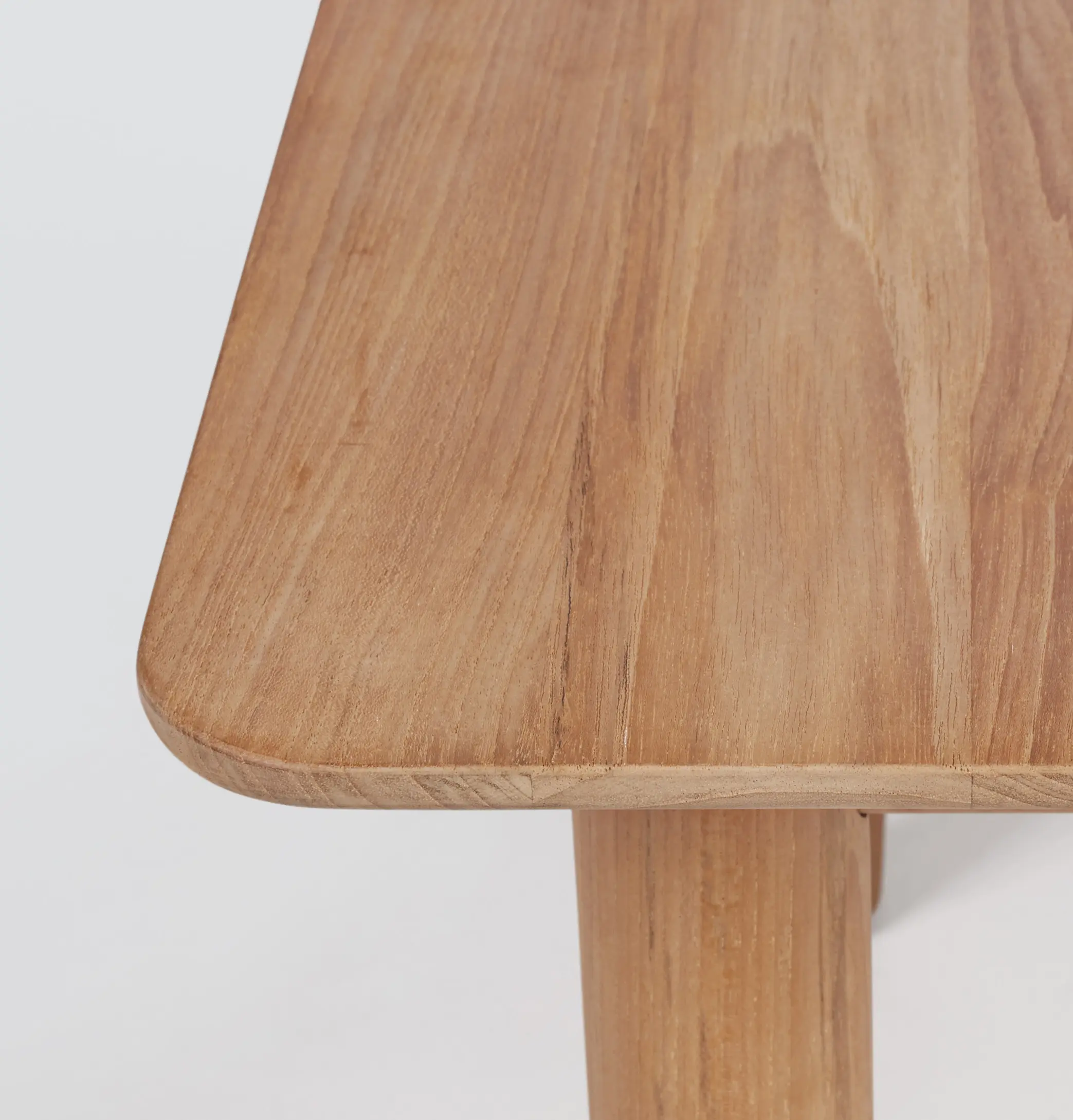 Design Within Reach - Terassi Side Table