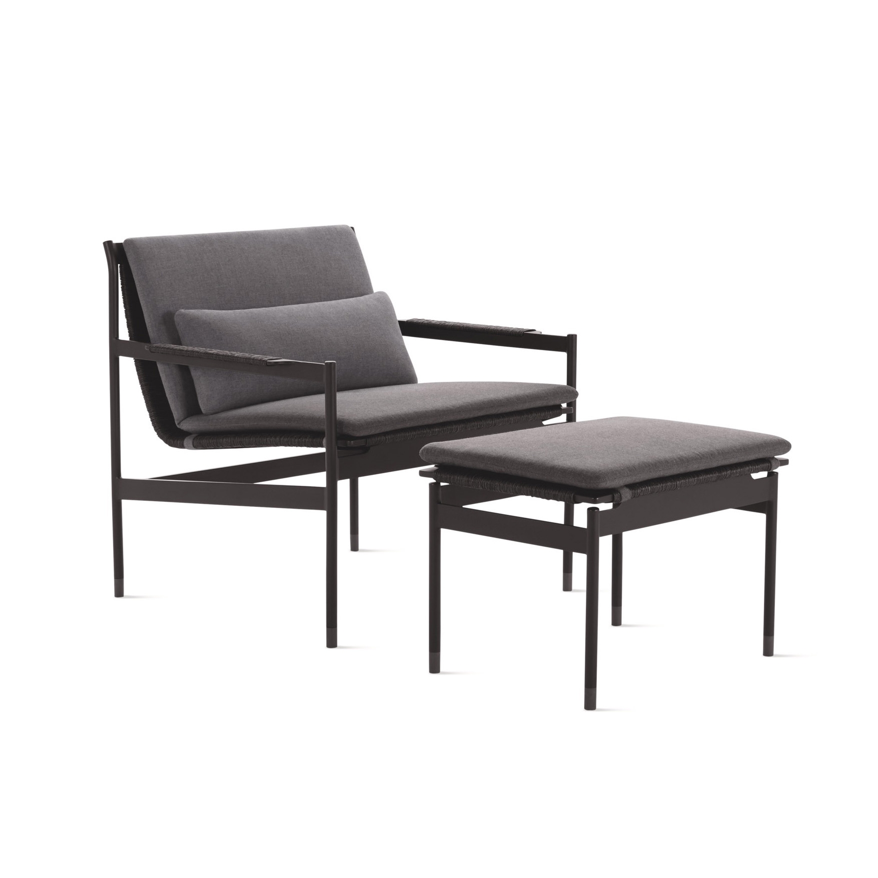 Mostra il prodotto Sommer Ottoman del produttore Design Within Reach