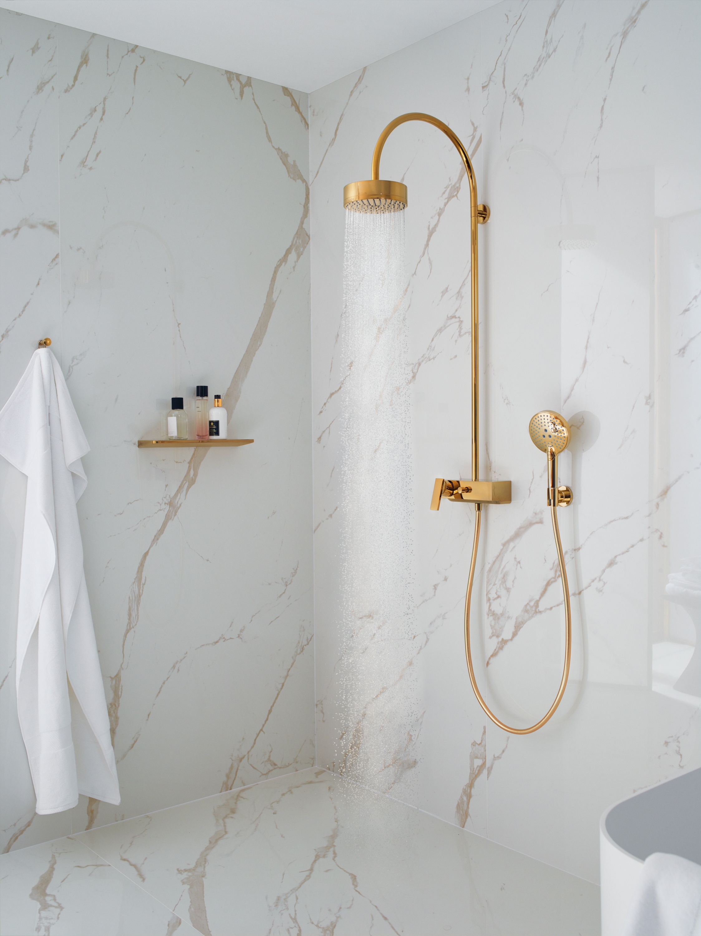 Display product AXOR Citterio Showerpipe DN15 from manufacturer AXOR