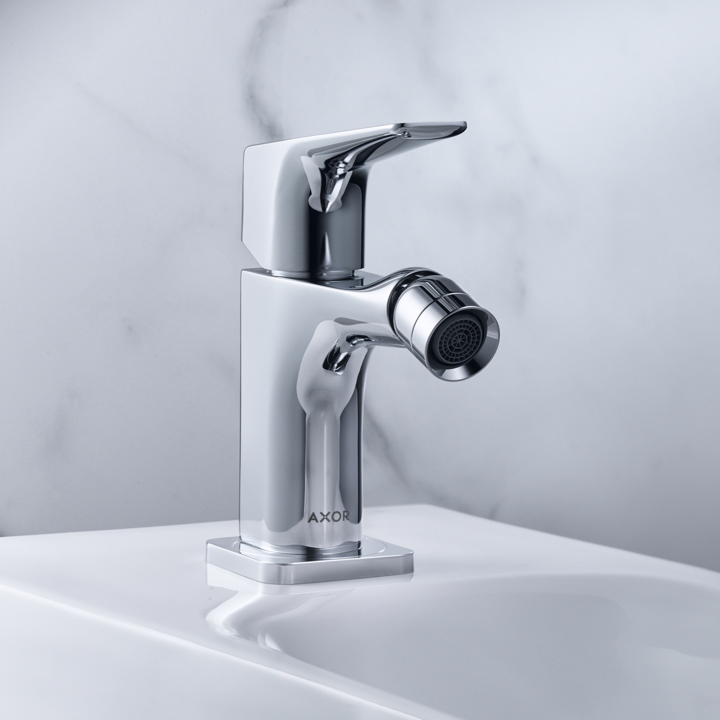 Display product AXOR Citterio E Single lever bidet mixer with lever handle with pop-up waste set from manufacturer AXOR