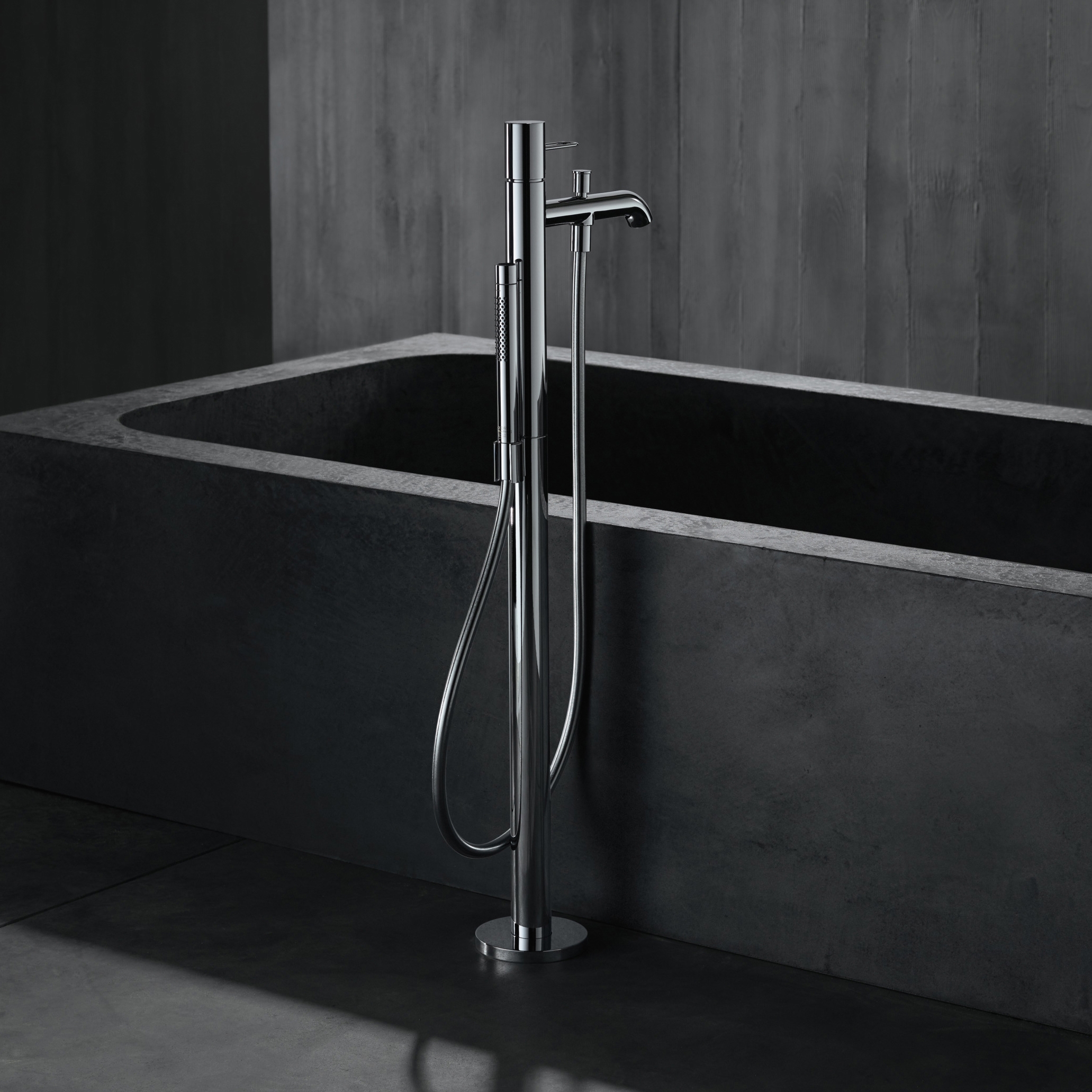 Display product AXOR Uno Single lever bath mixer floor-standing loop handle from manufacturer AXOR