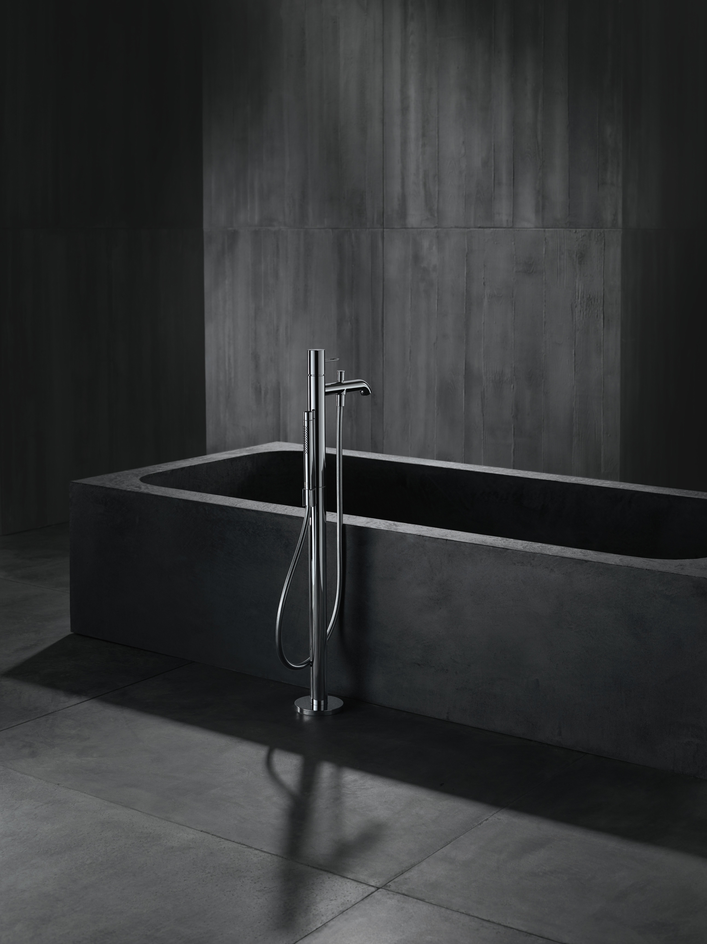 Display product AXOR Uno Single lever bath mixer floor-standing loop handle from manufacturer AXOR