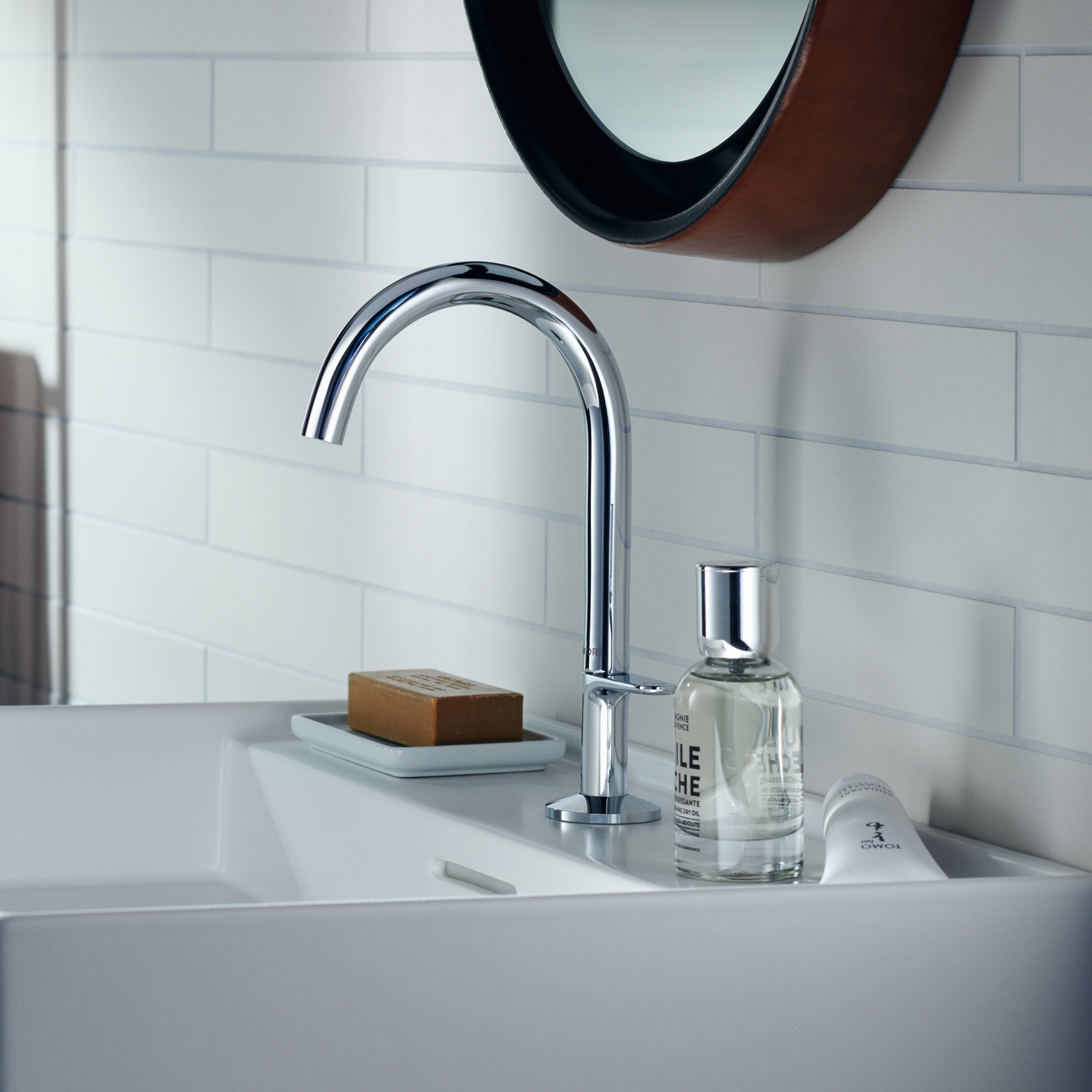 AXOR One Basin mixer Select 170 with push-open waste set