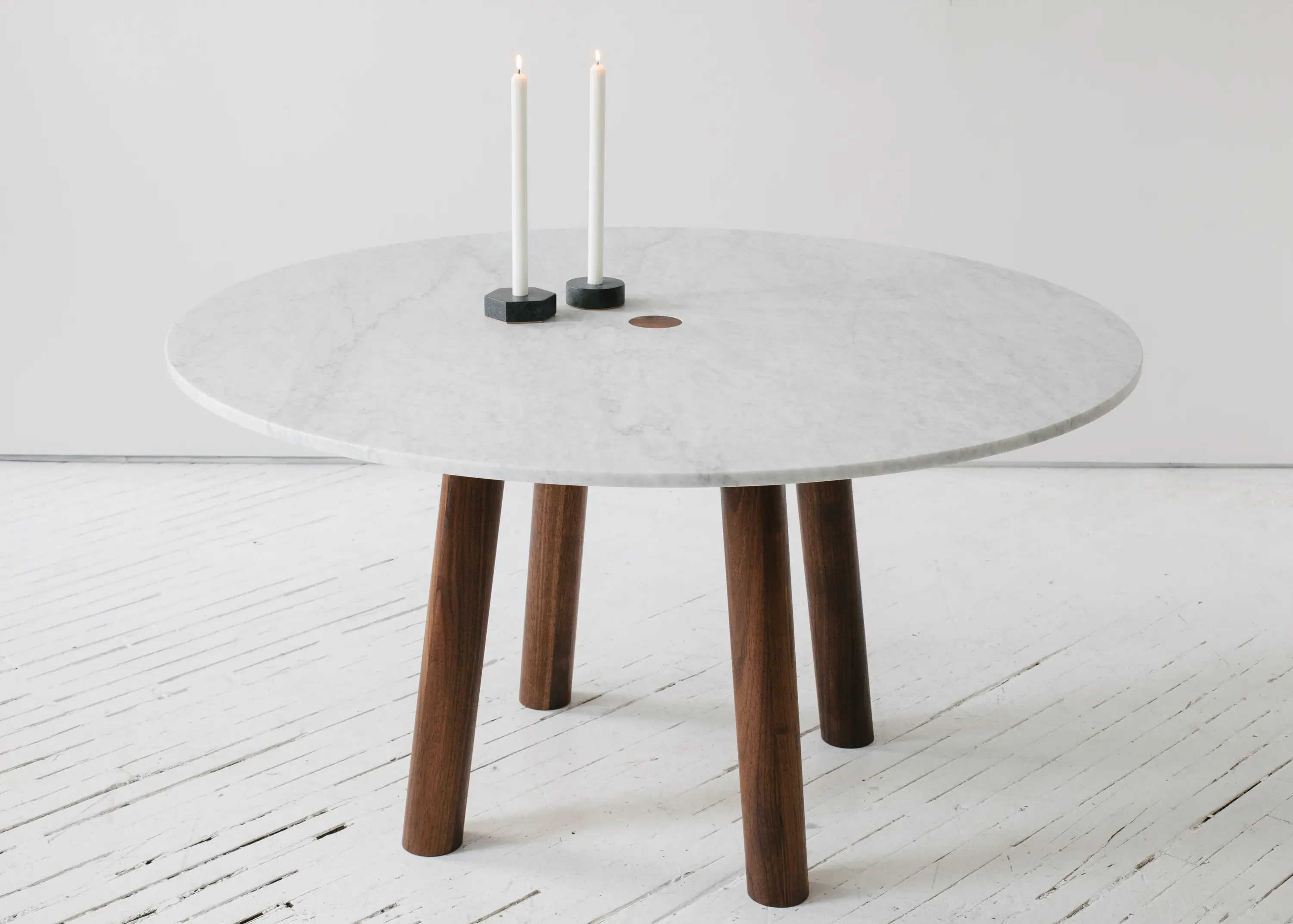Fort Standard - Column Table Round