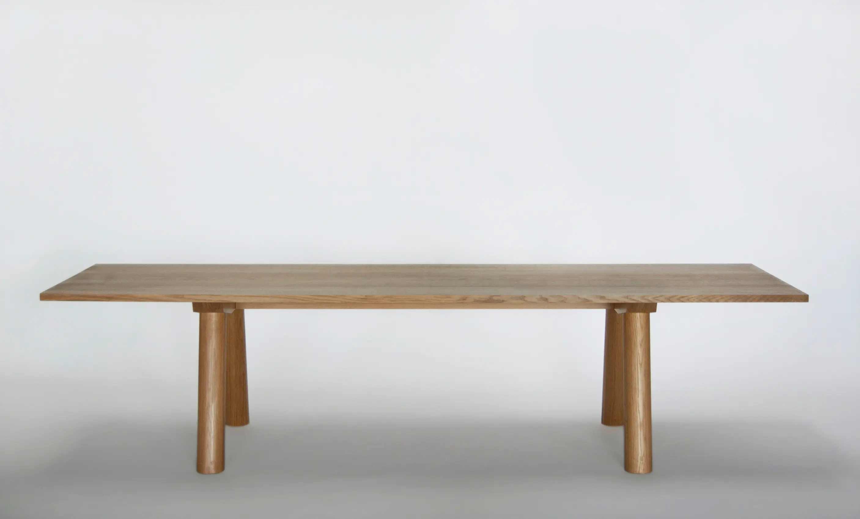 Fort Standard - Column Dining