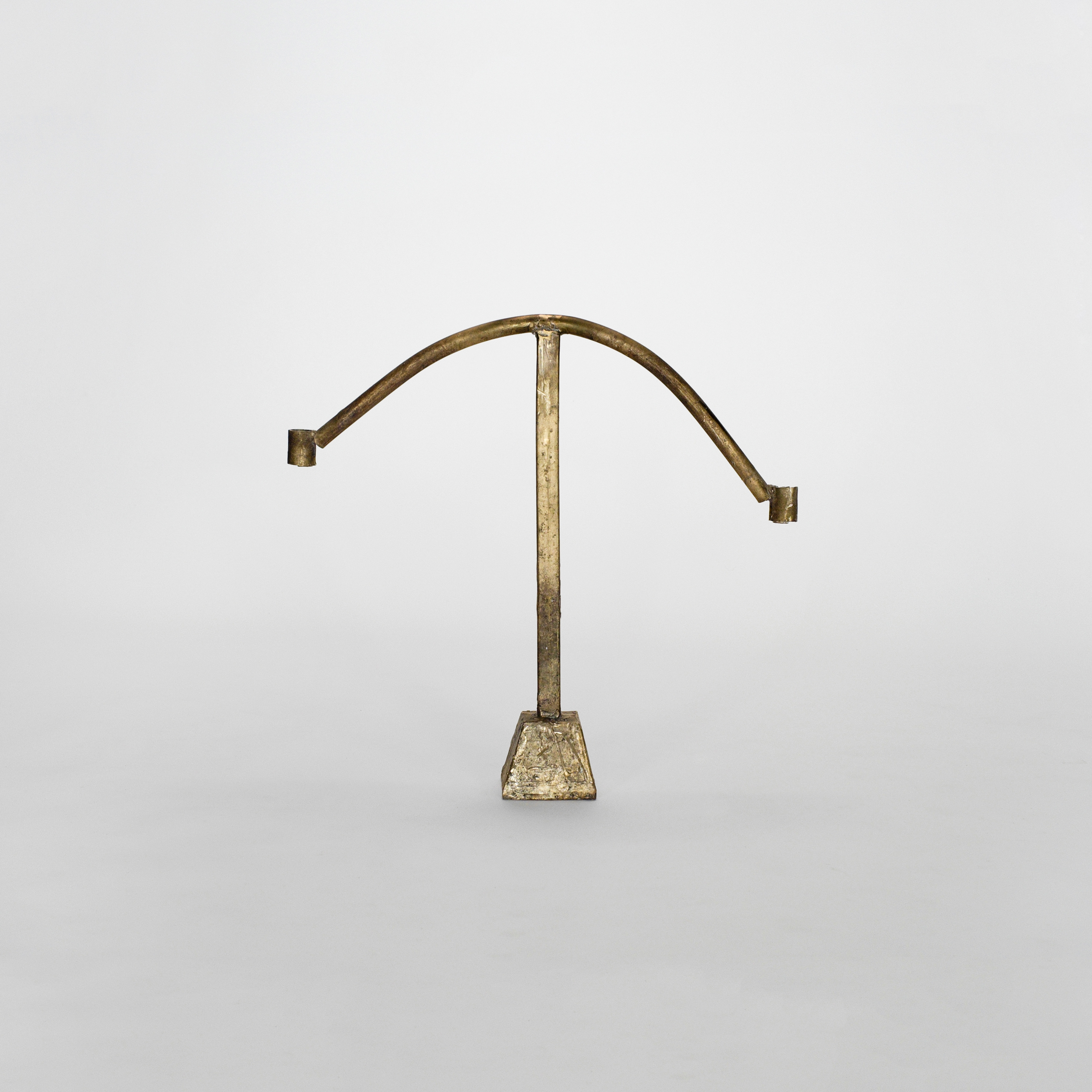 Mostra il prodotto Sprue Candelabra 3 del produttore Fort Standard