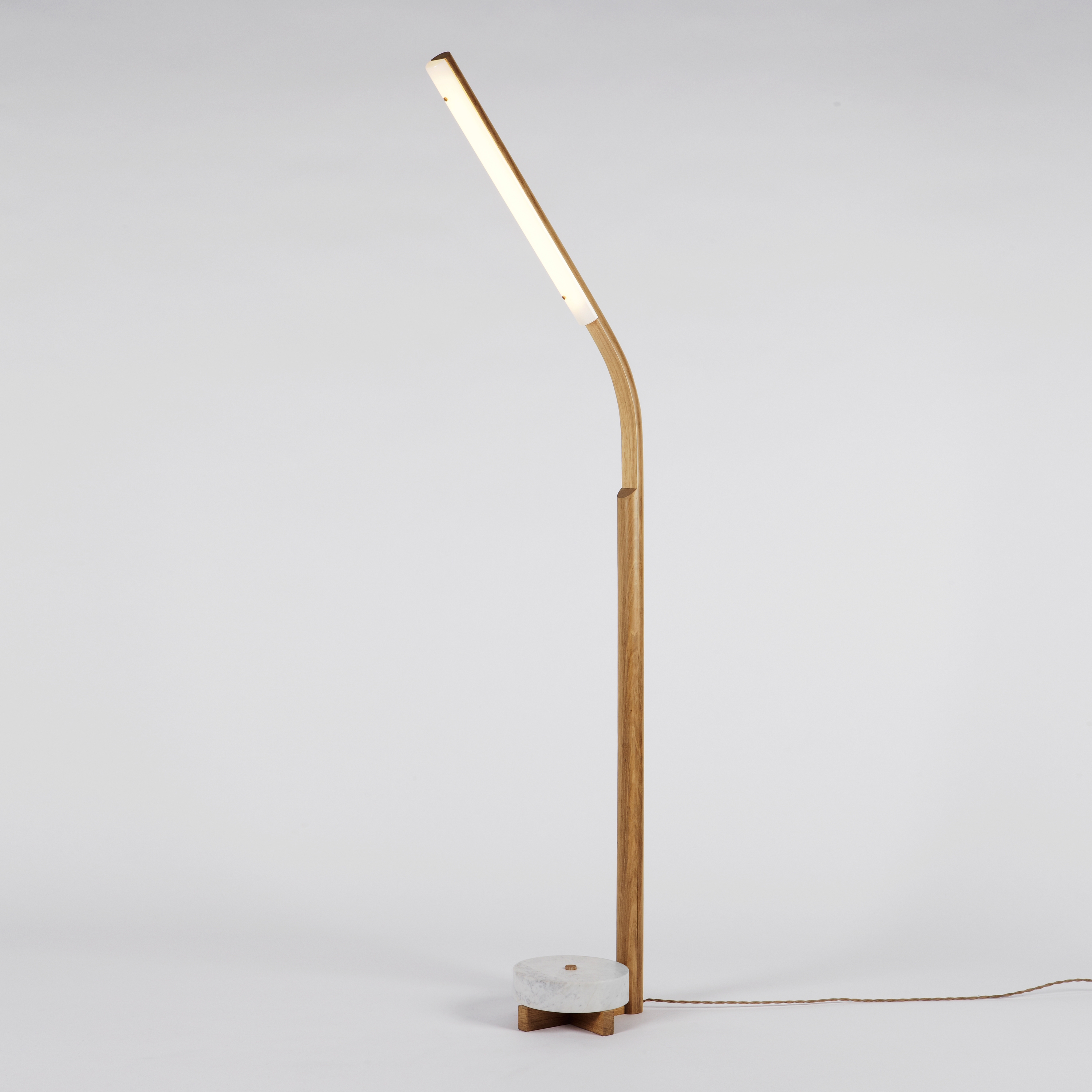 Mostra il prodotto Counterweight Floor lamp ash del produttore Fort Standard