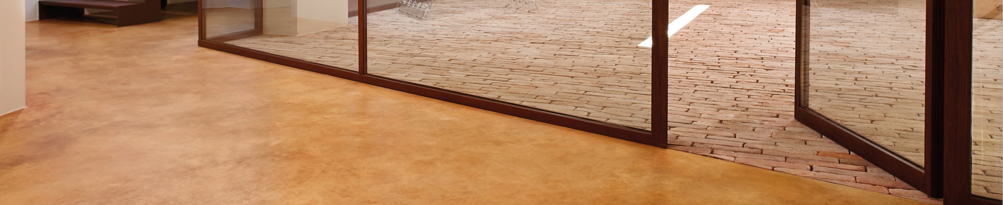 Discover the world of manufacturer Ideal Work