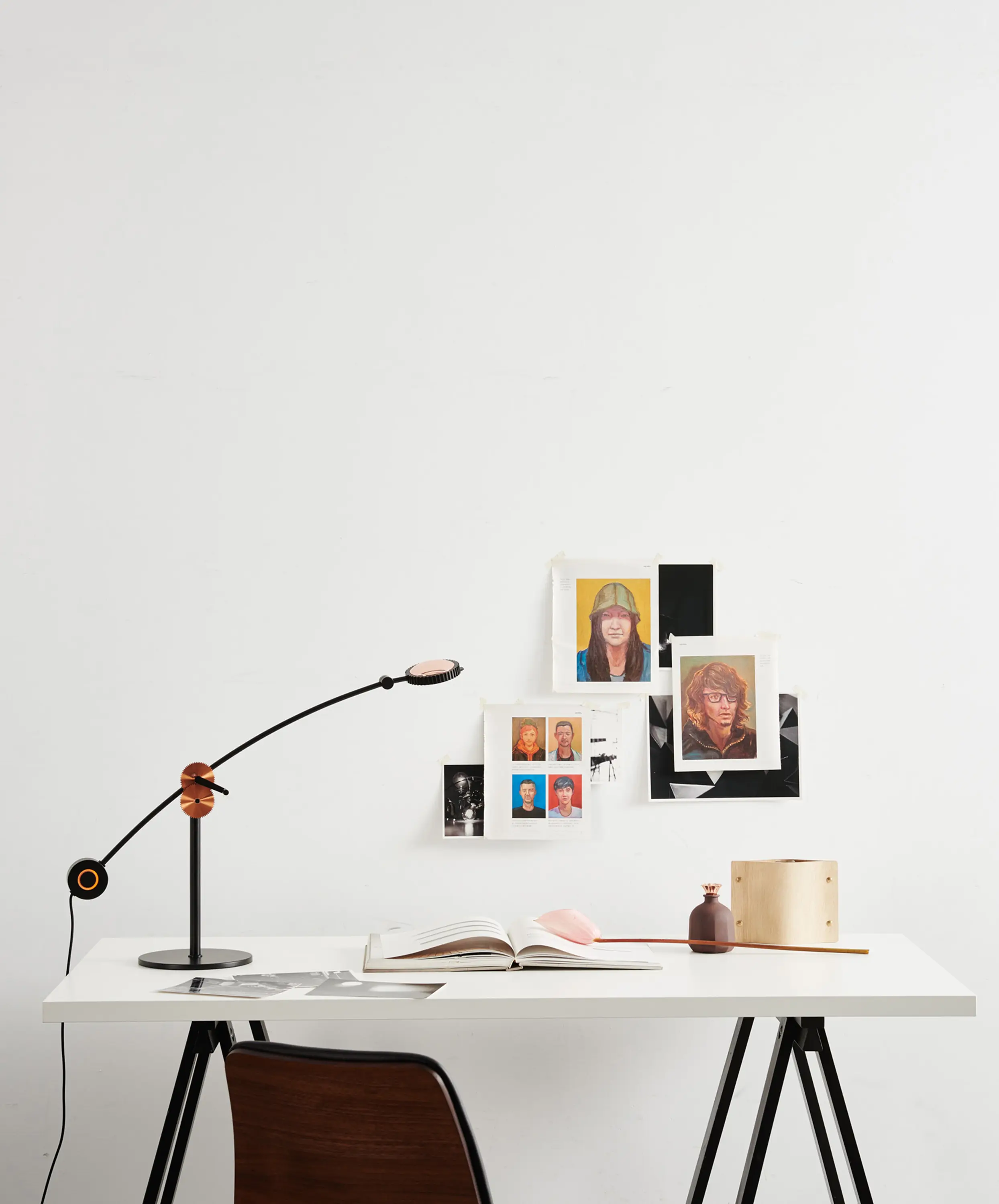 SEEDDESIGN - Planet Desk Lamp