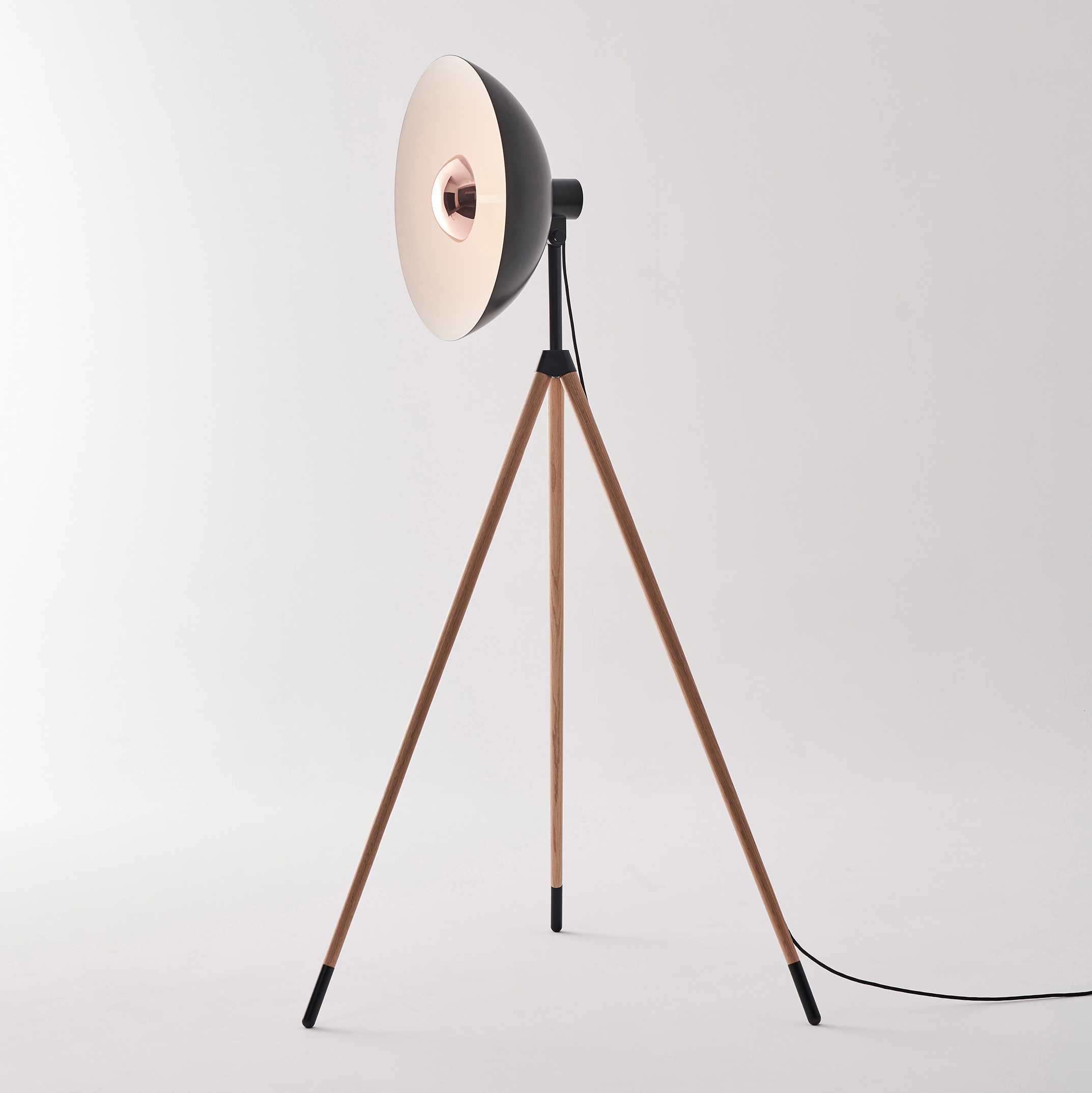 Mostra il prodotto Apollo F del produttore SEEDDESIGN
